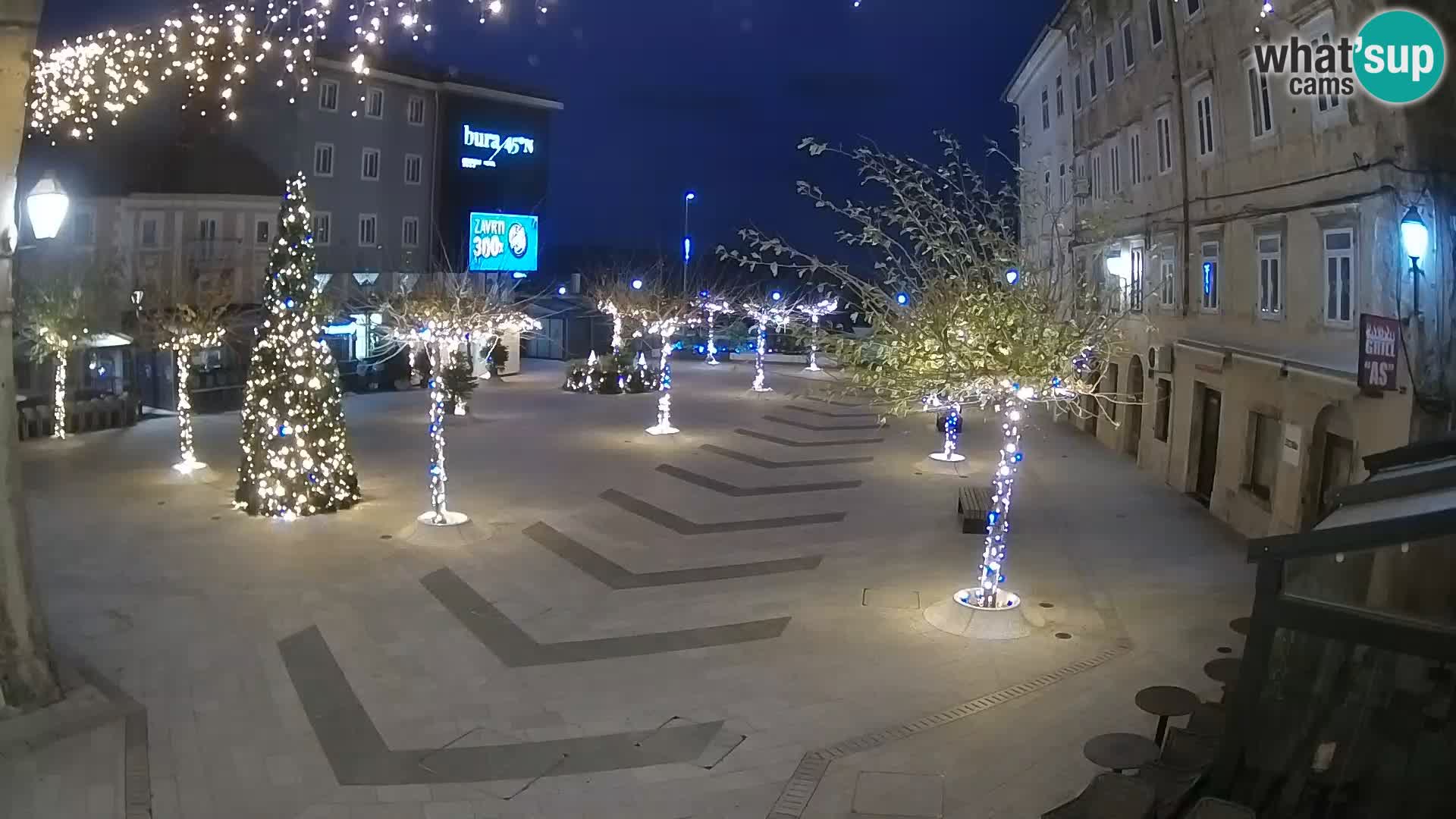 Center mesta Senj – Pavlinski trg – spletne kamere Dalmacija