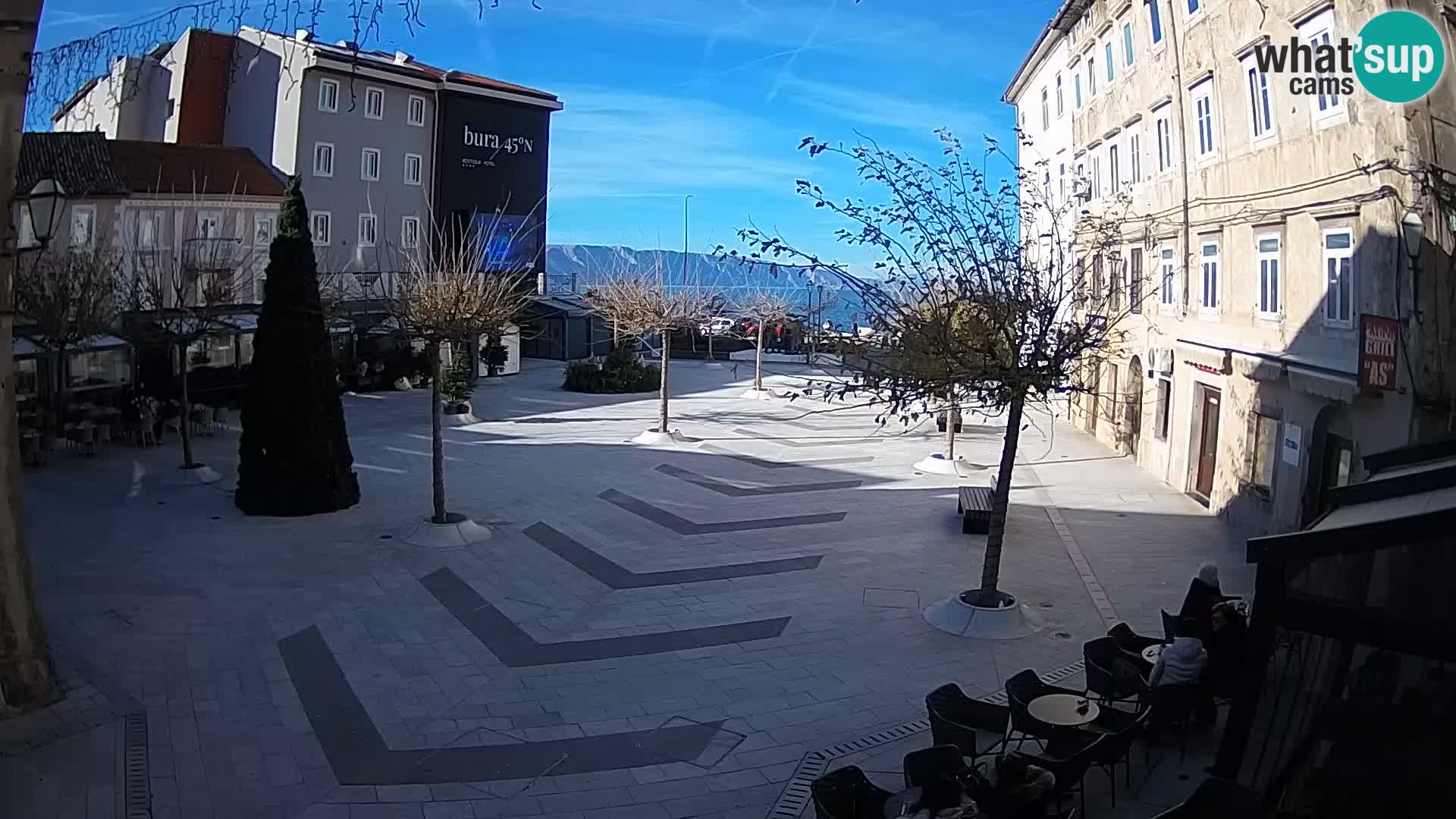 Centro de la ciudad de Senj – plaza Pavlin – Live Cam Dalmacia