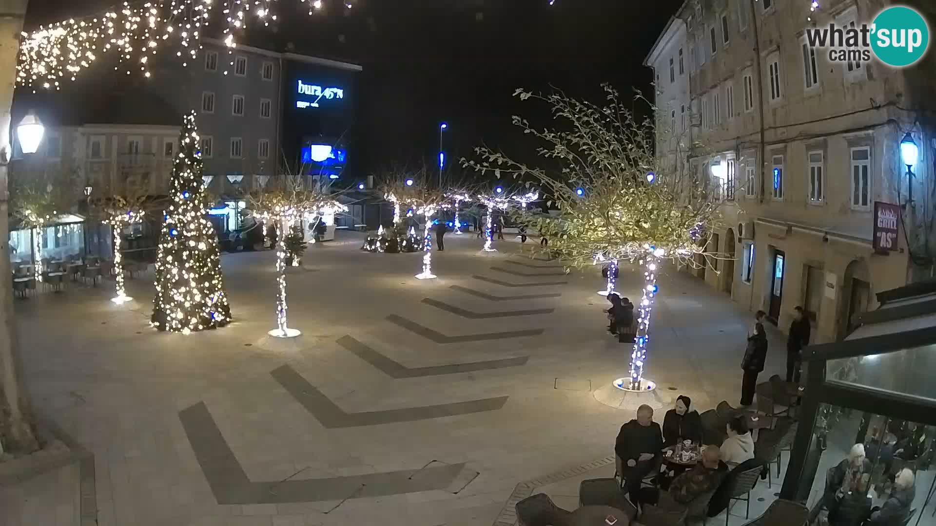 Center mesta Senj – Pavlinski trg – spletne kamere Dalmacija