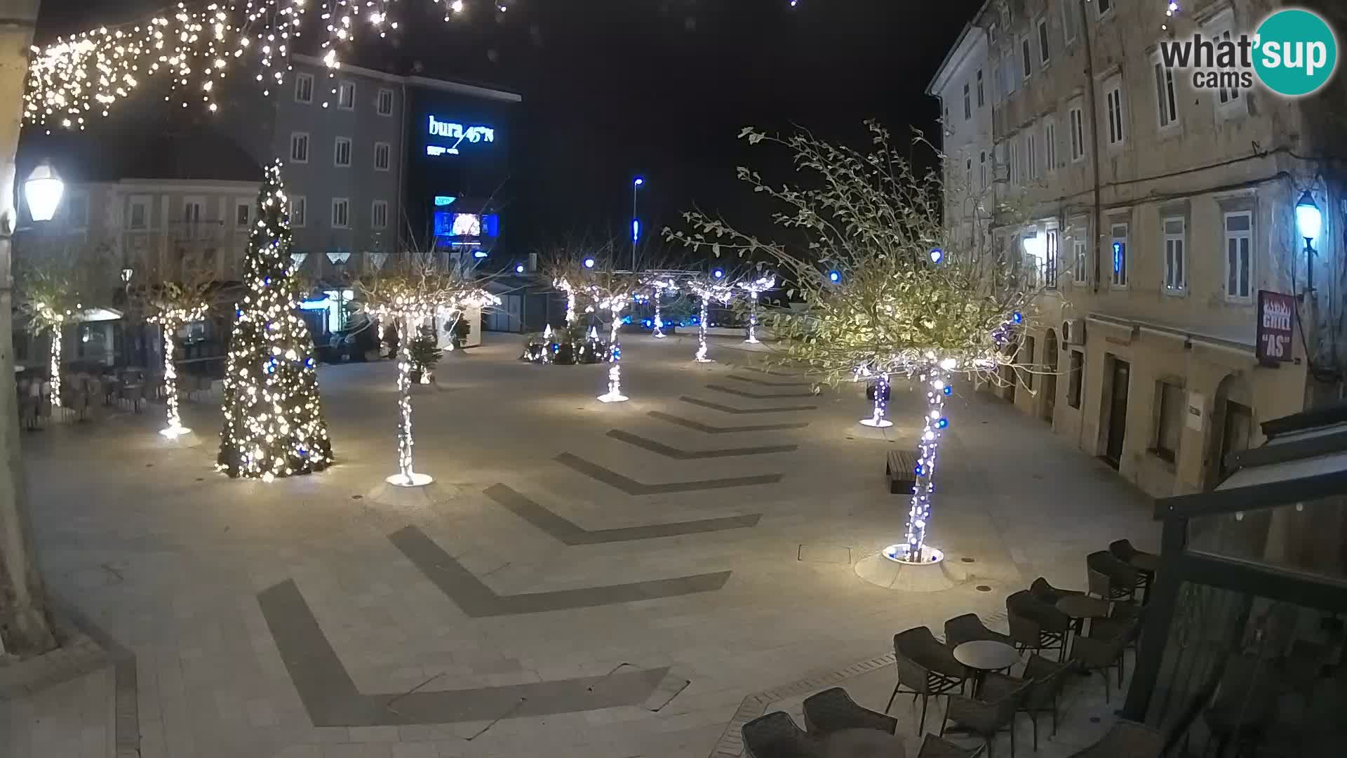 Centar grada Senja – Pavlinski trg – web kamere Dalmacija