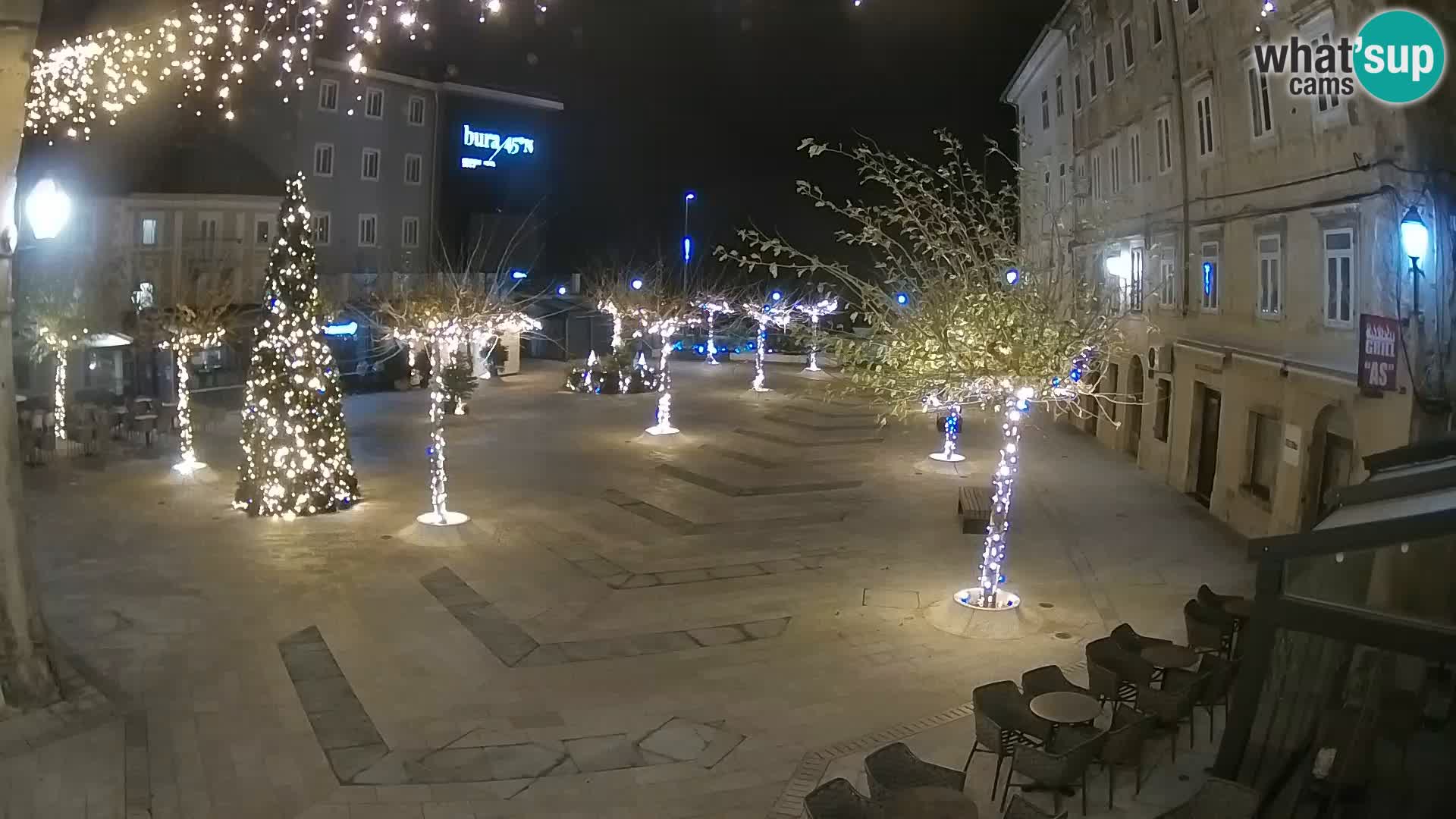 Zentrum der Stadt Senj – Pavlin platz – Live Cam Dalmatia