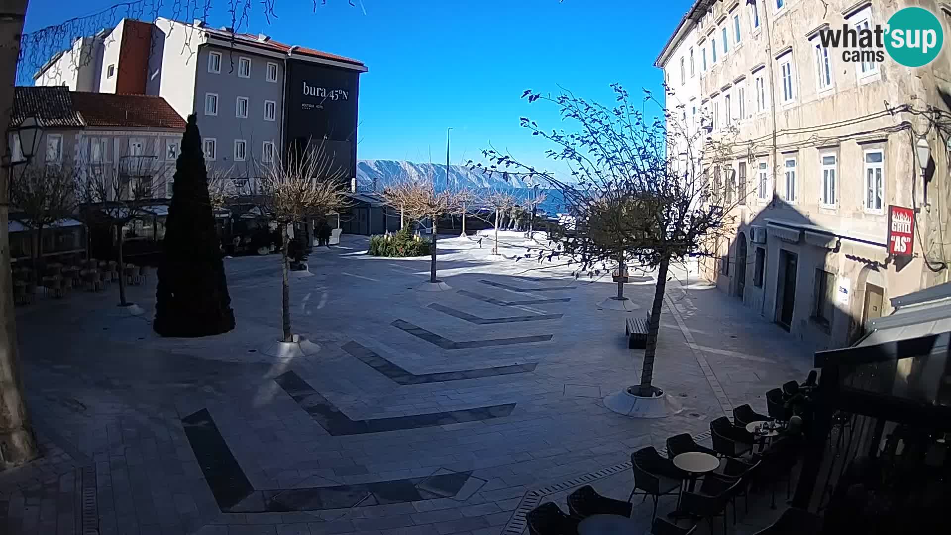 Center of Senj city – Pavlin square – Live Cam Dalmatia