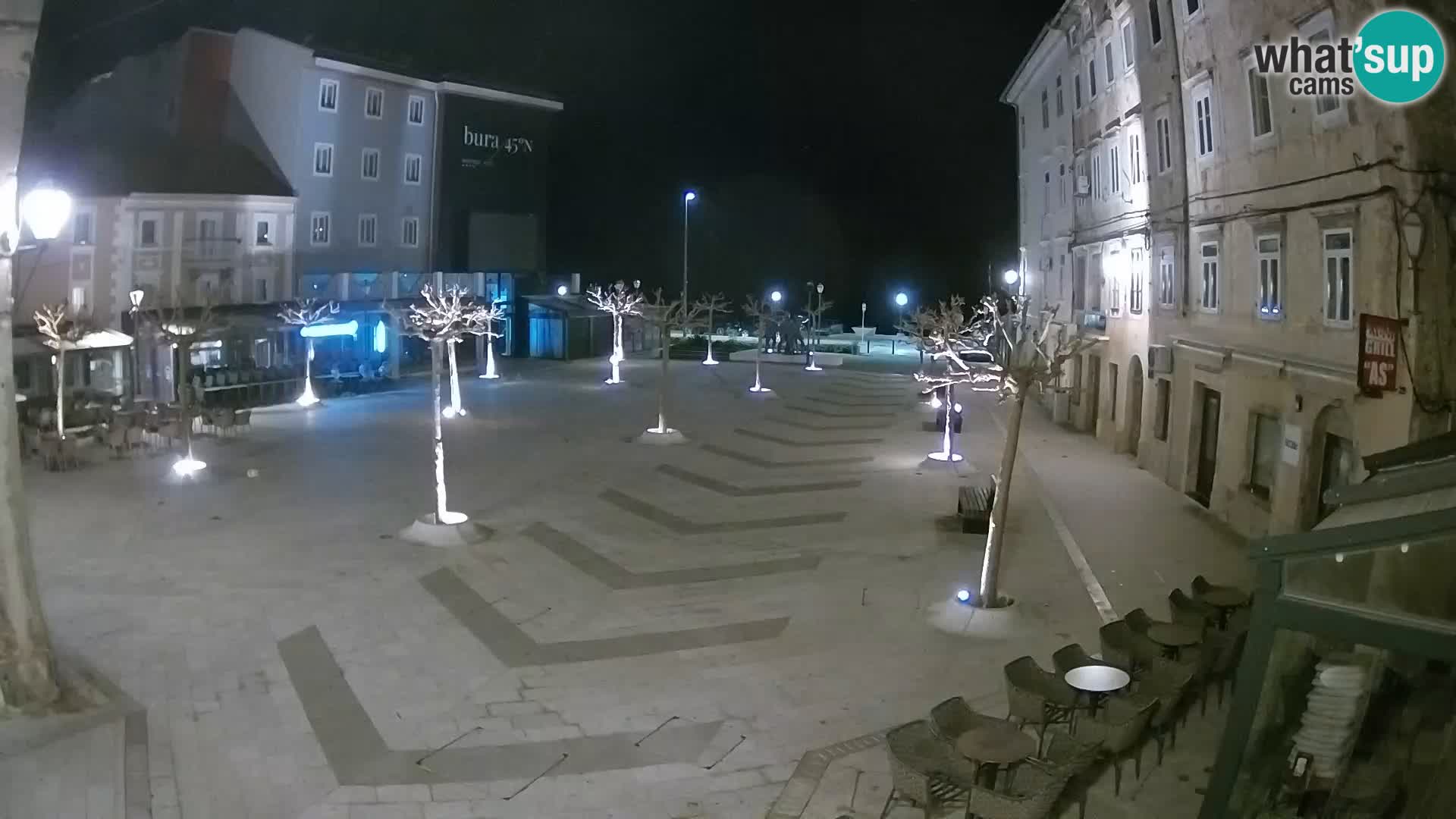 Center mesta Senj – Pavlinski trg – spletne kamere Dalmacija