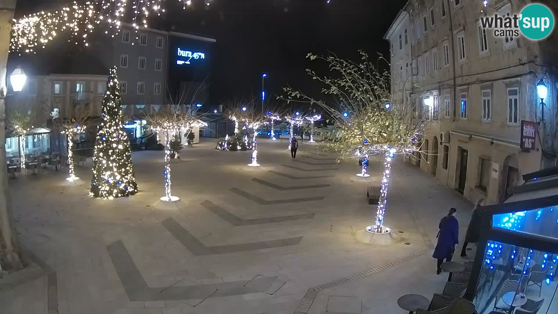 Center mesta Senj – Pavlinski trg – spletne kamere Dalmacija