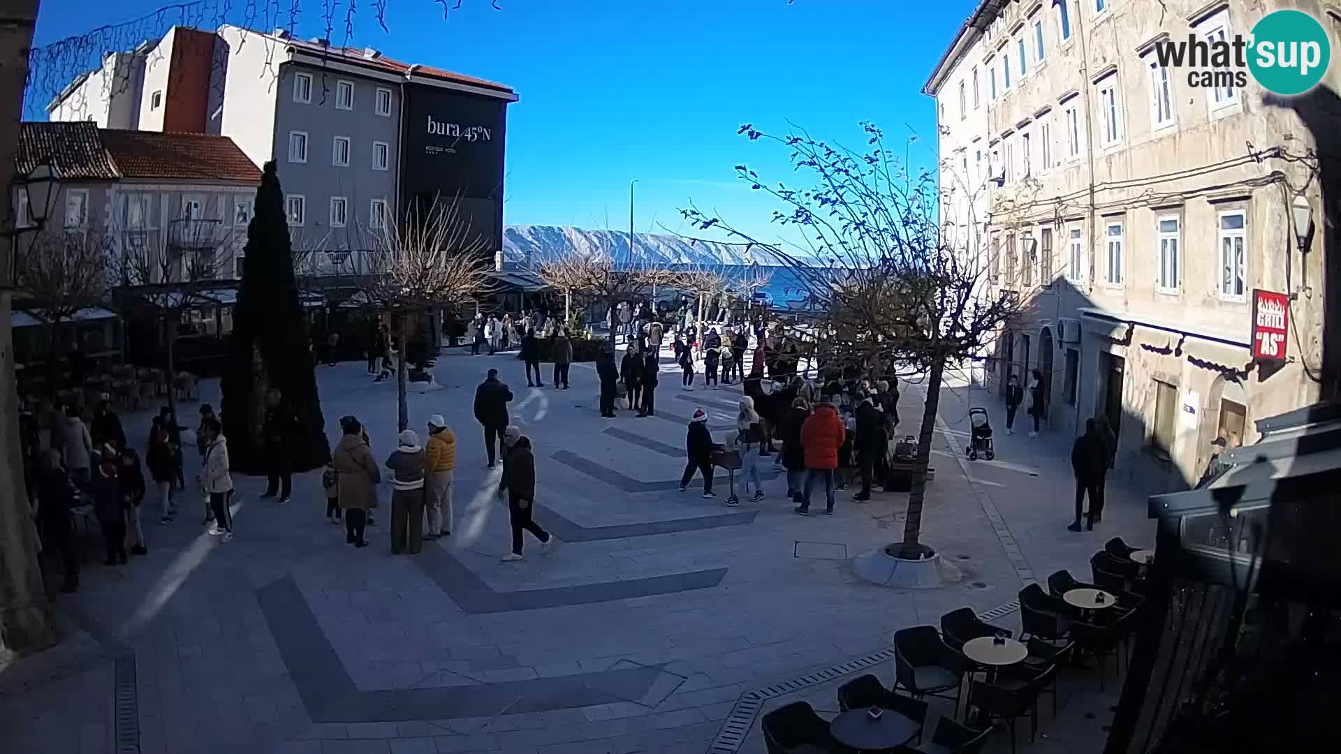 Centro de la ciudad de Senj – plaza Pavlin – Live Cam Dalmacia