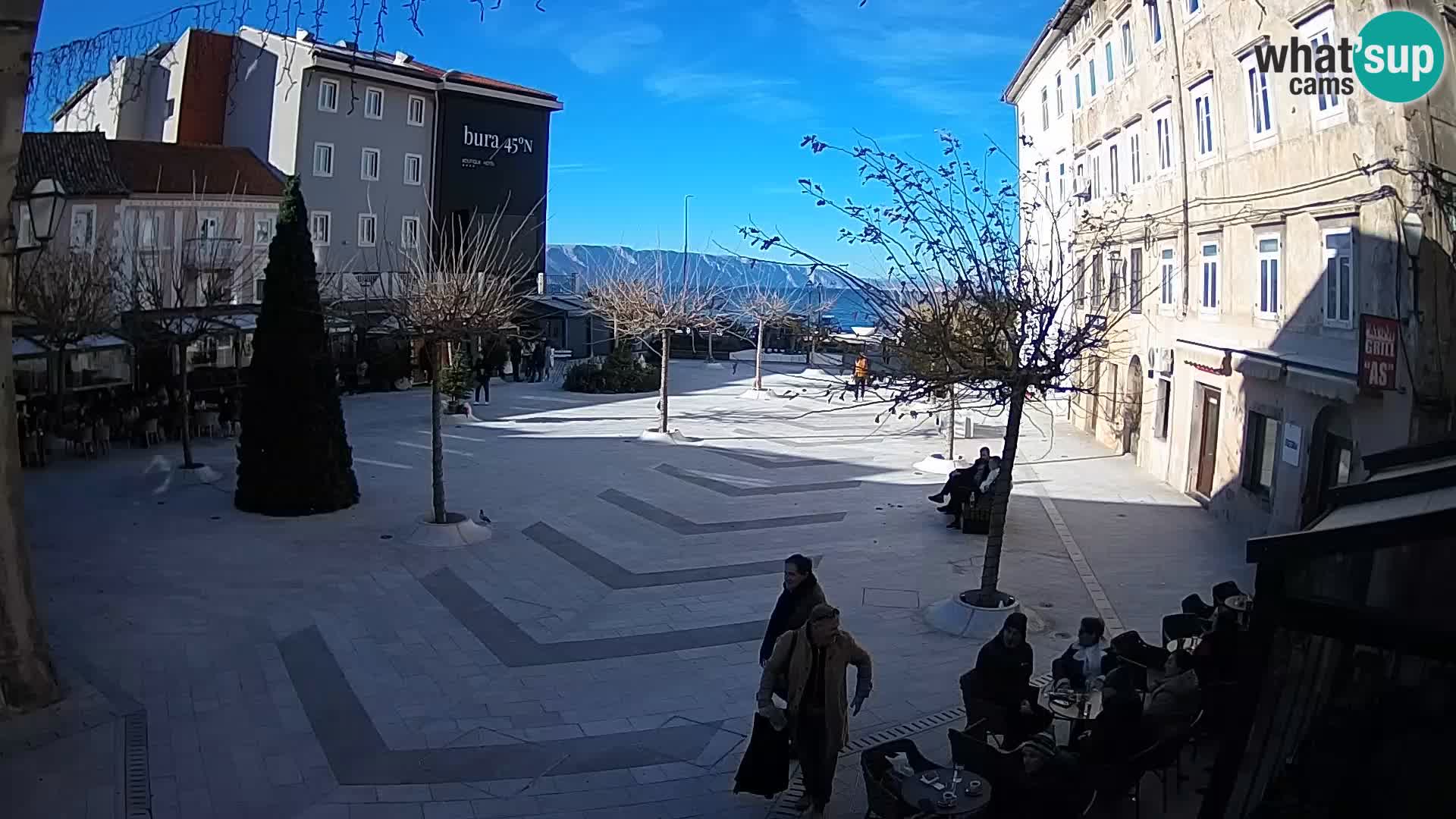 Zentrum der Stadt Senj – Pavlin platz – Live Cam Dalmatia