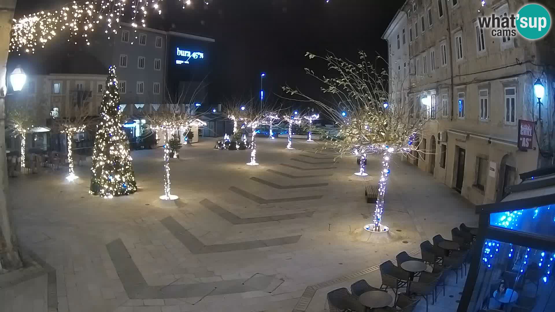 Zentrum der Stadt Senj – Pavlin platz – Live Cam Dalmatia
