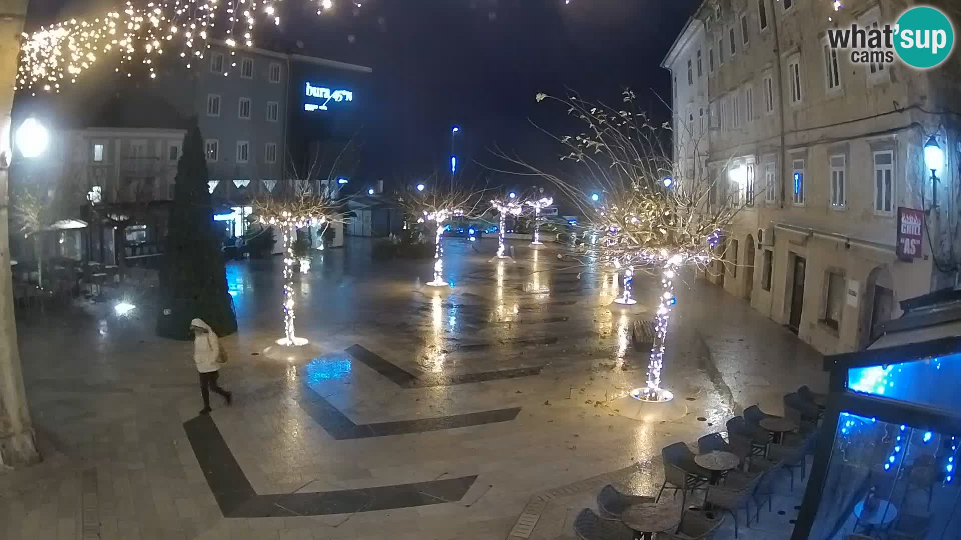 Zentrum der Stadt Senj – Pavlin platz – Live Cam Dalmatia