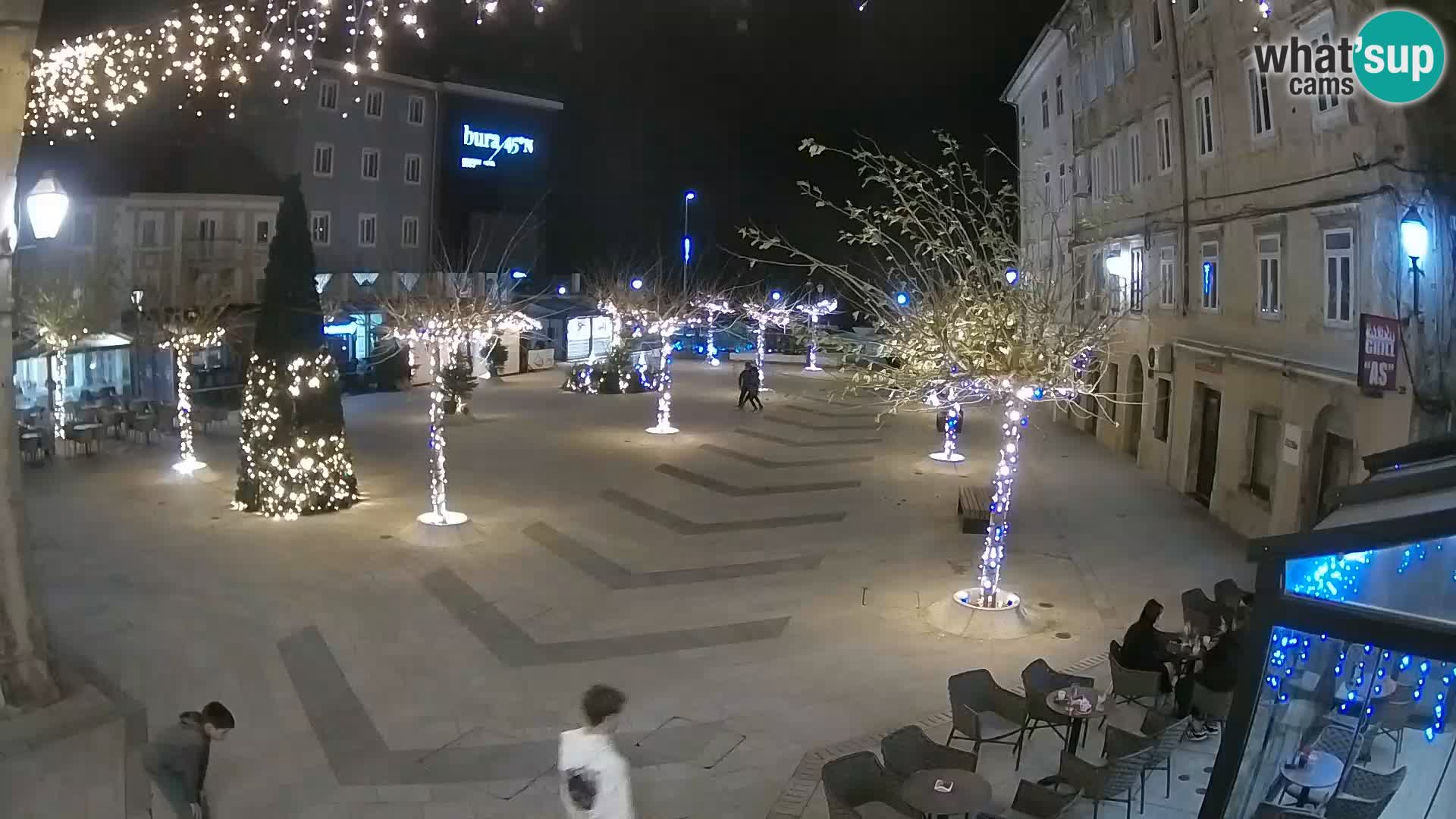 Zentrum der Stadt Senj – Pavlin platz – Live Cam Dalmatia
