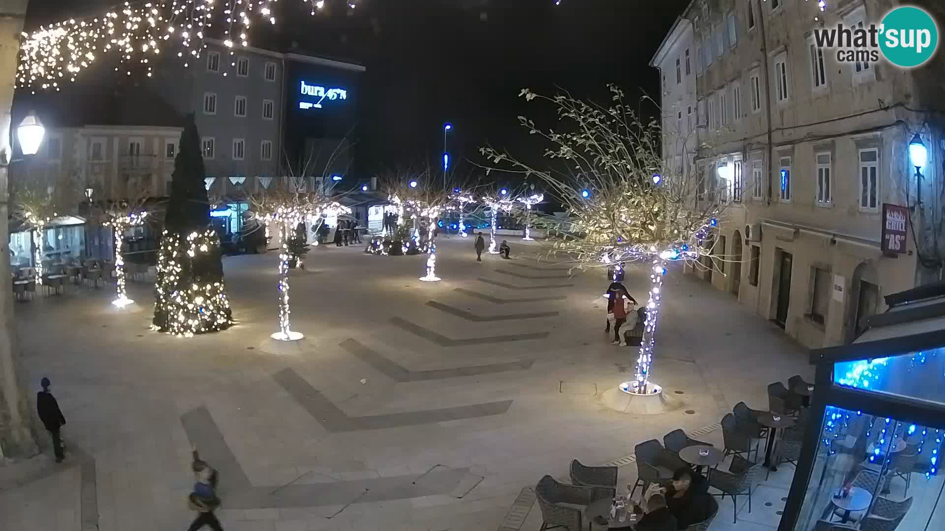 Center mesta Senj – Pavlinski trg – spletne kamere Dalmacija