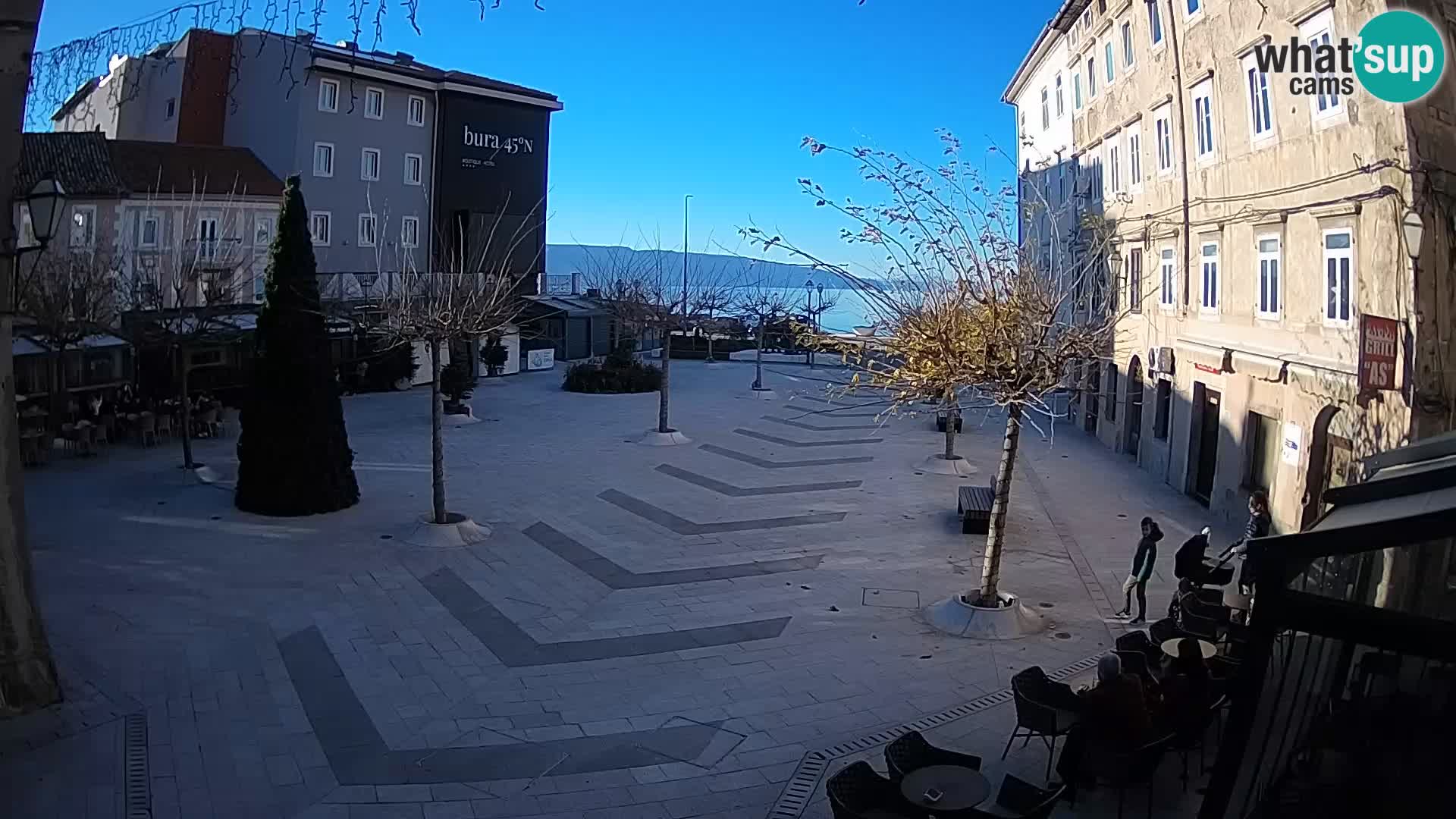 Centro de la ciudad de Senj – plaza Pavlin – Live Cam Dalmacia