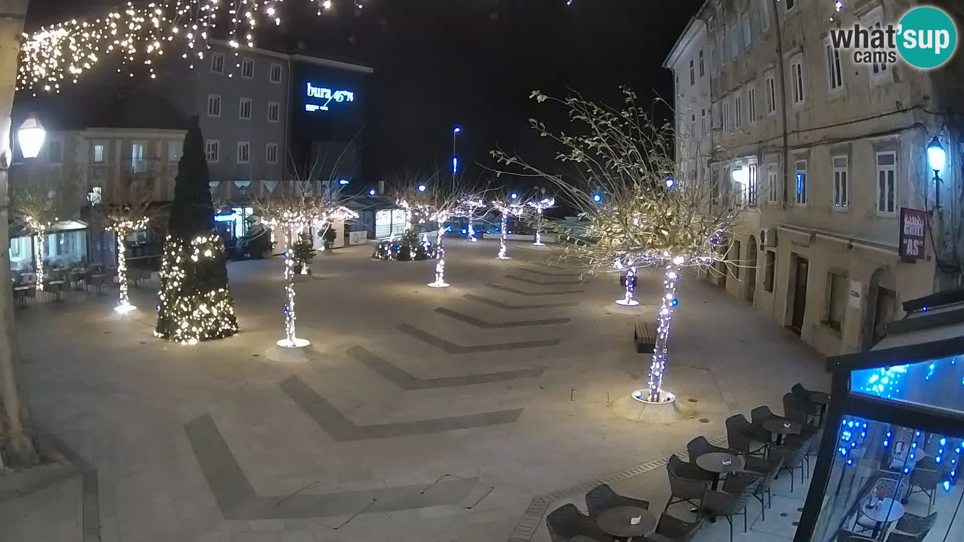 Center mesta Senj – Pavlinski trg – spletne kamere Dalmacija