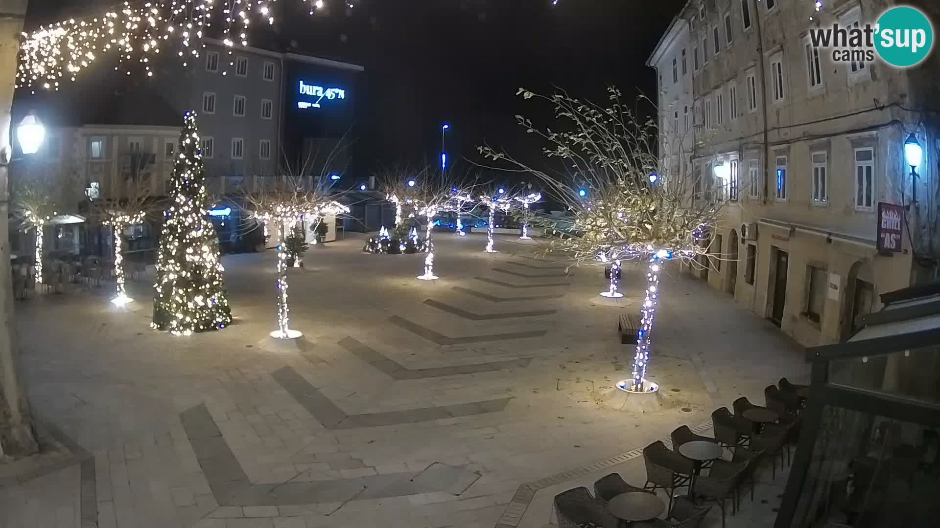 Centro de la ciudad de Senj – plaza Pavlin – Live Cam Dalmacia