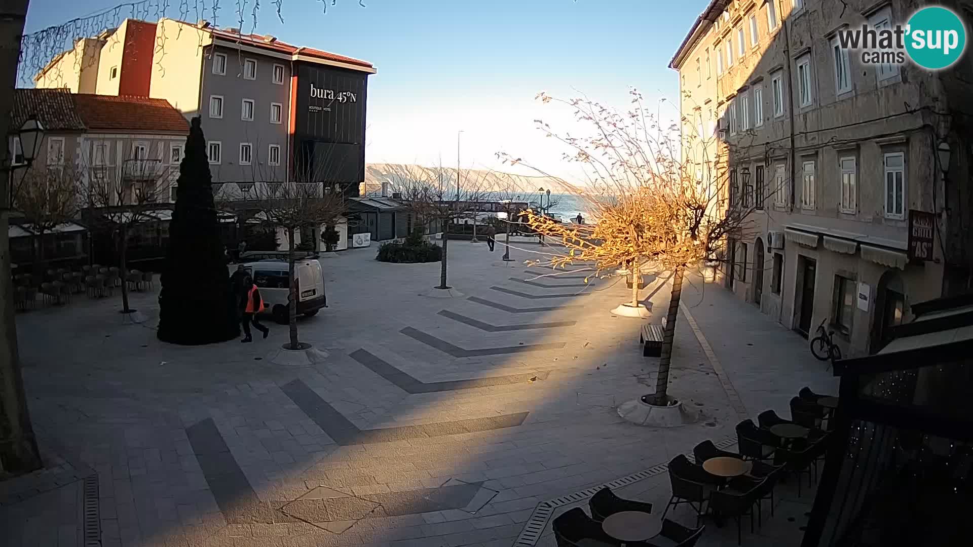 Center mesta Senj – Pavlinski trg – spletne kamere Dalmacija