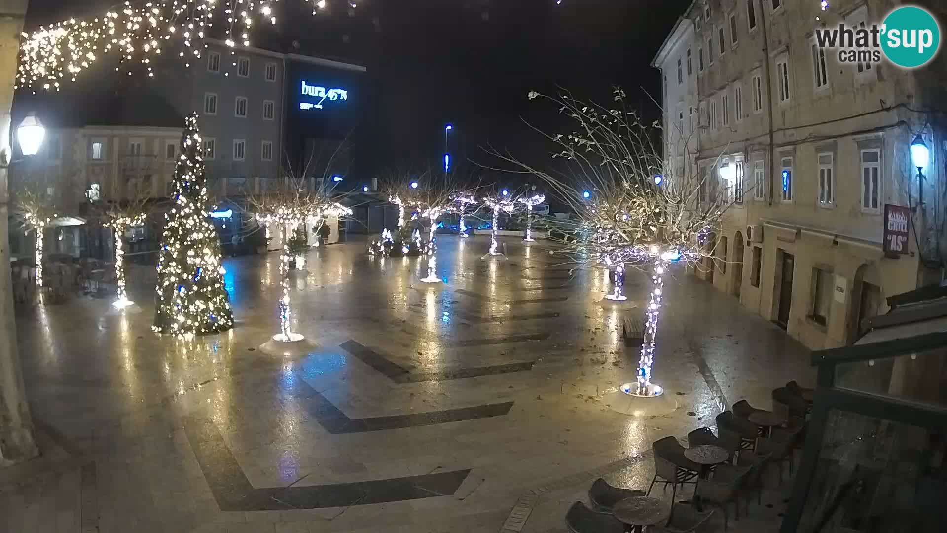 Centro de la ciudad de Senj – plaza Pavlin – Live Cam Dalmacia