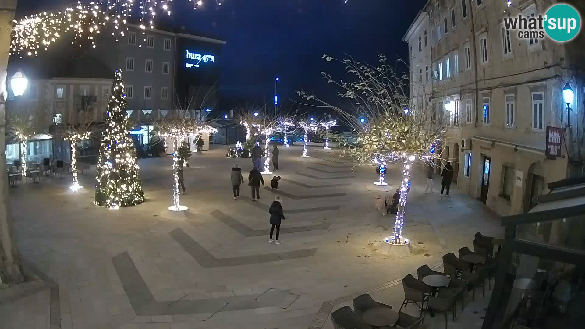 Center mesta Senj – Pavlinski trg – spletne kamere Dalmacija