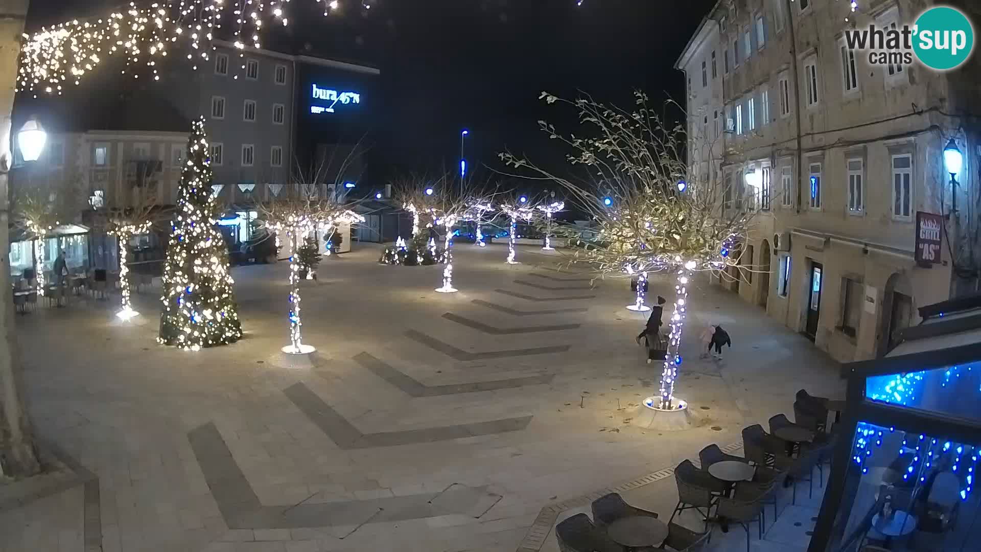 Centro de la ciudad de Senj – plaza Pavlin – Live Cam Dalmacia
