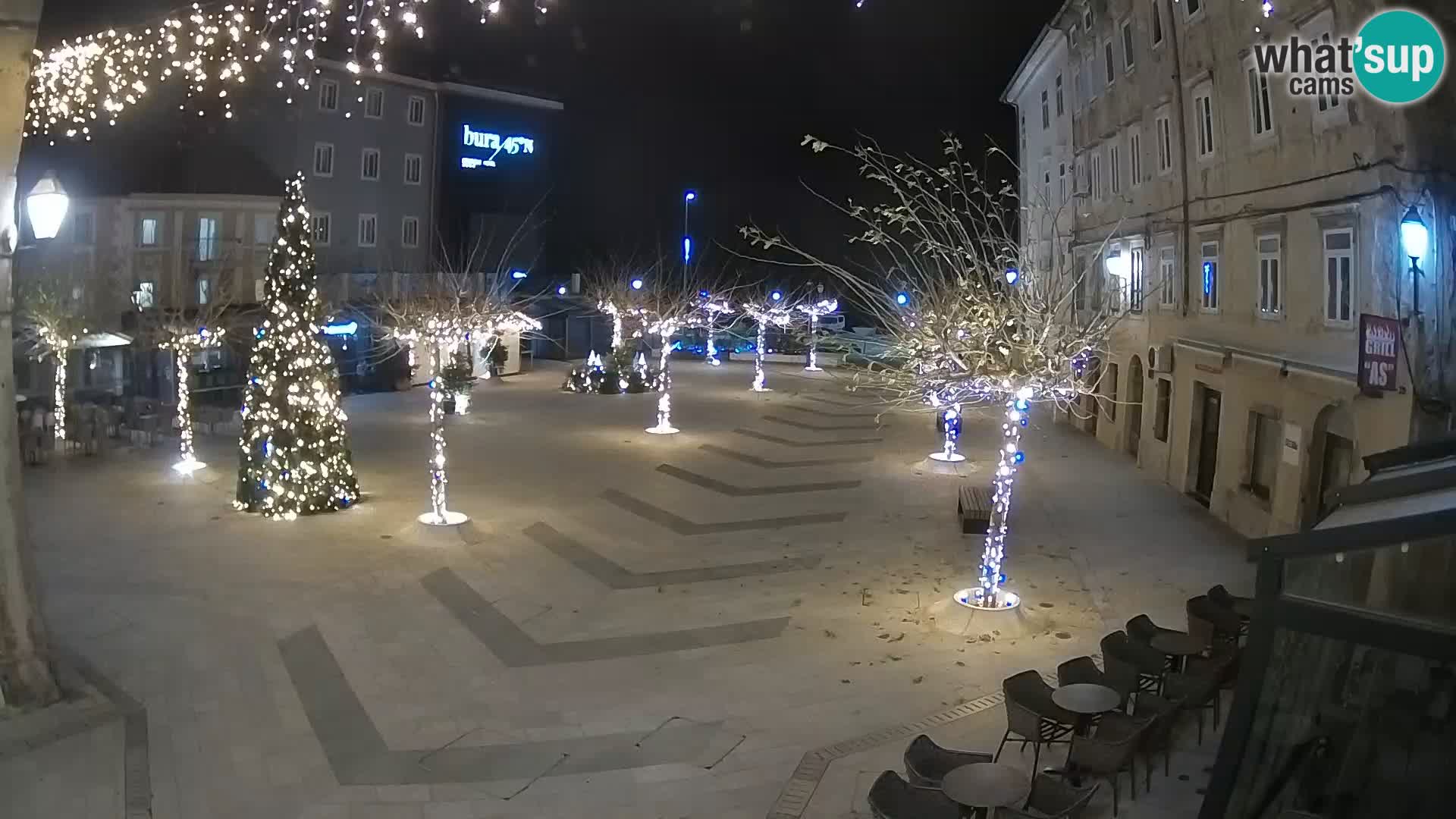 Zentrum der Stadt Senj – Pavlin platz – Live Cam Dalmatia