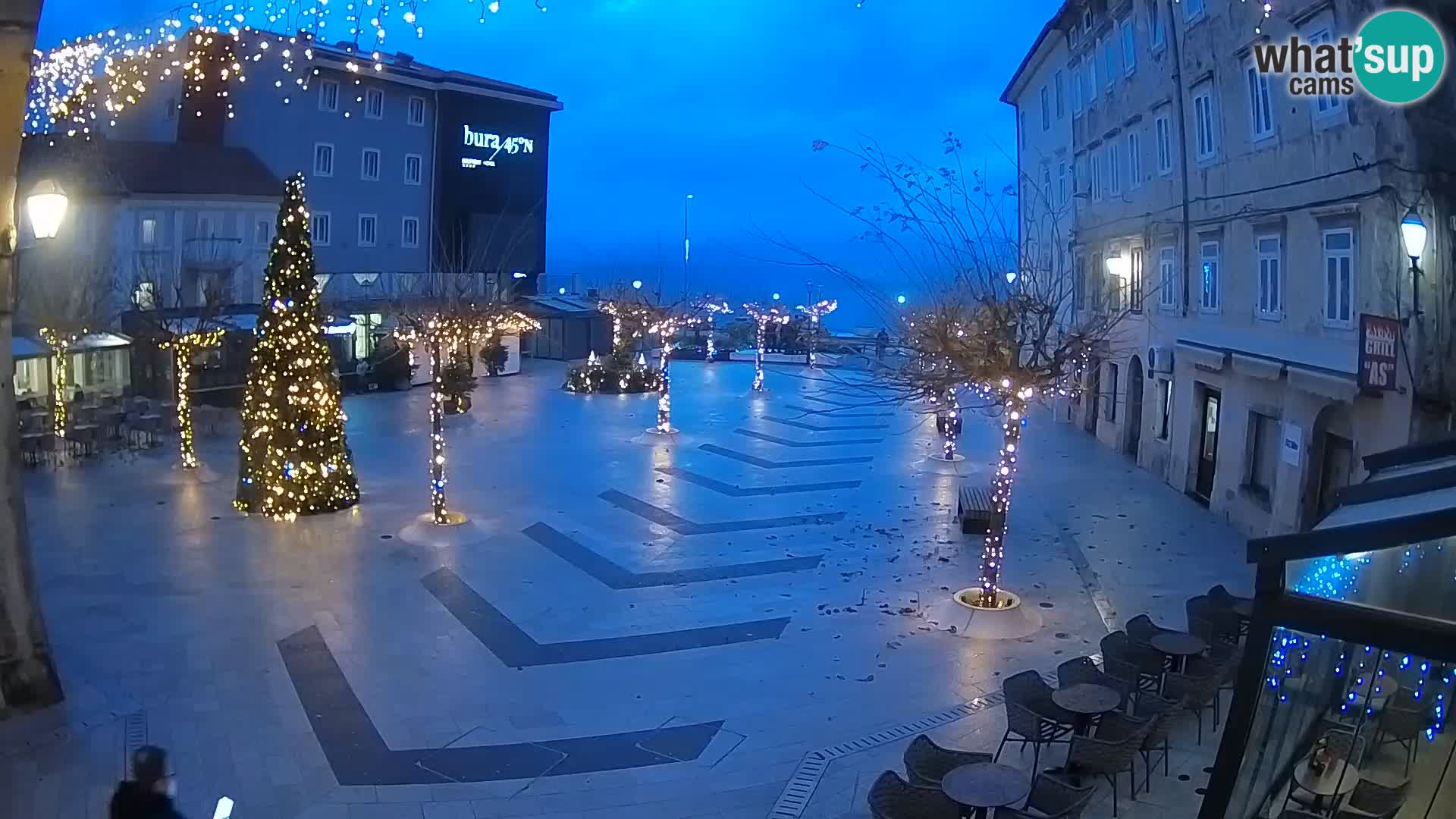 Center of Senj city – Pavlin square – Live Cam Dalmatia