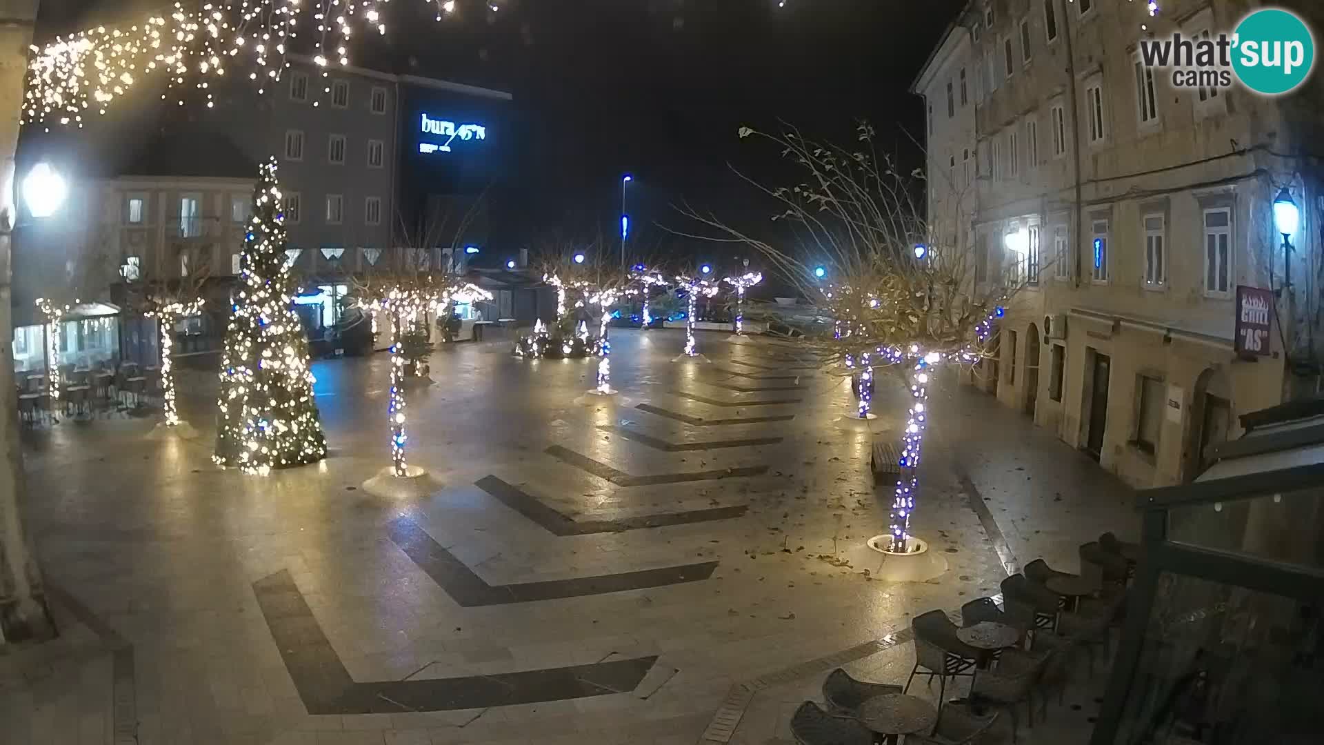 Center mesta Senj – Pavlinski trg – spletne kamere Dalmacija