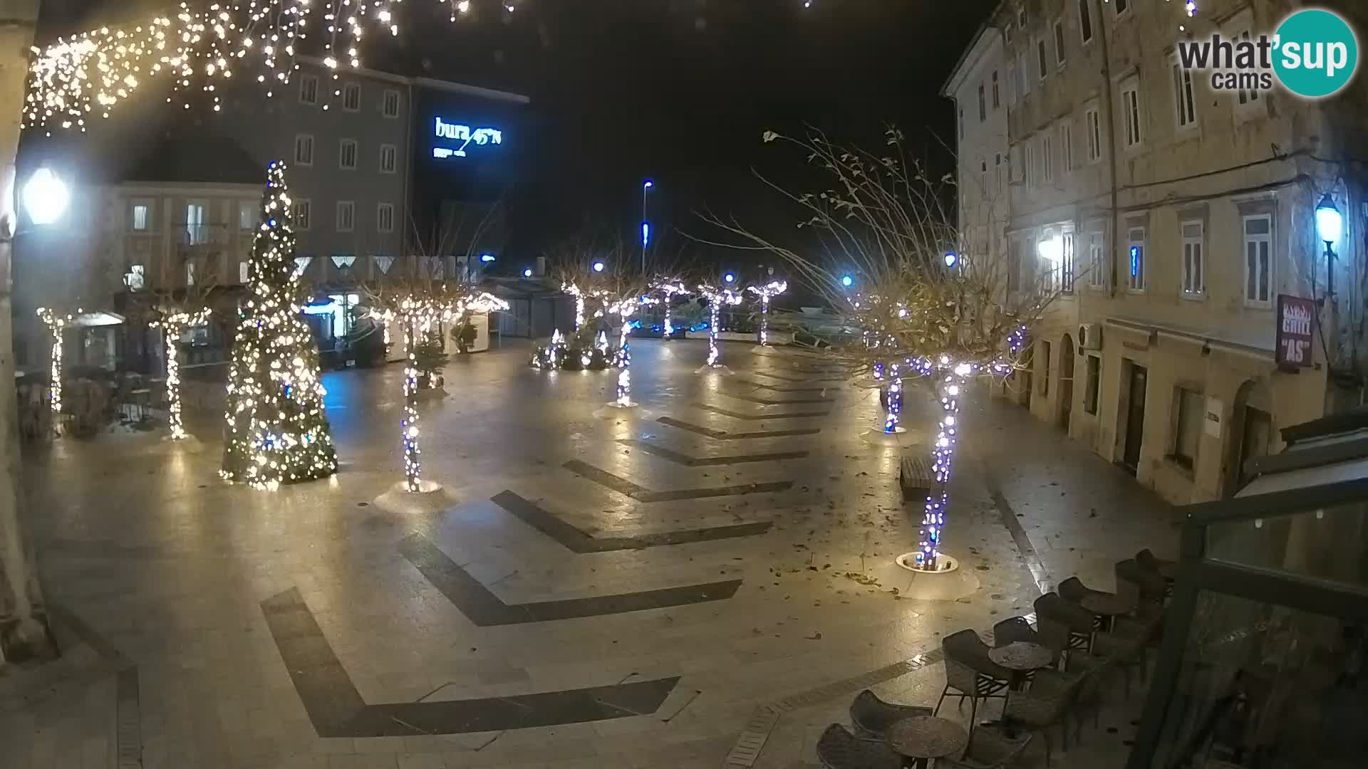 Centro de la ciudad de Senj – plaza Pavlin – Live Cam Dalmacia