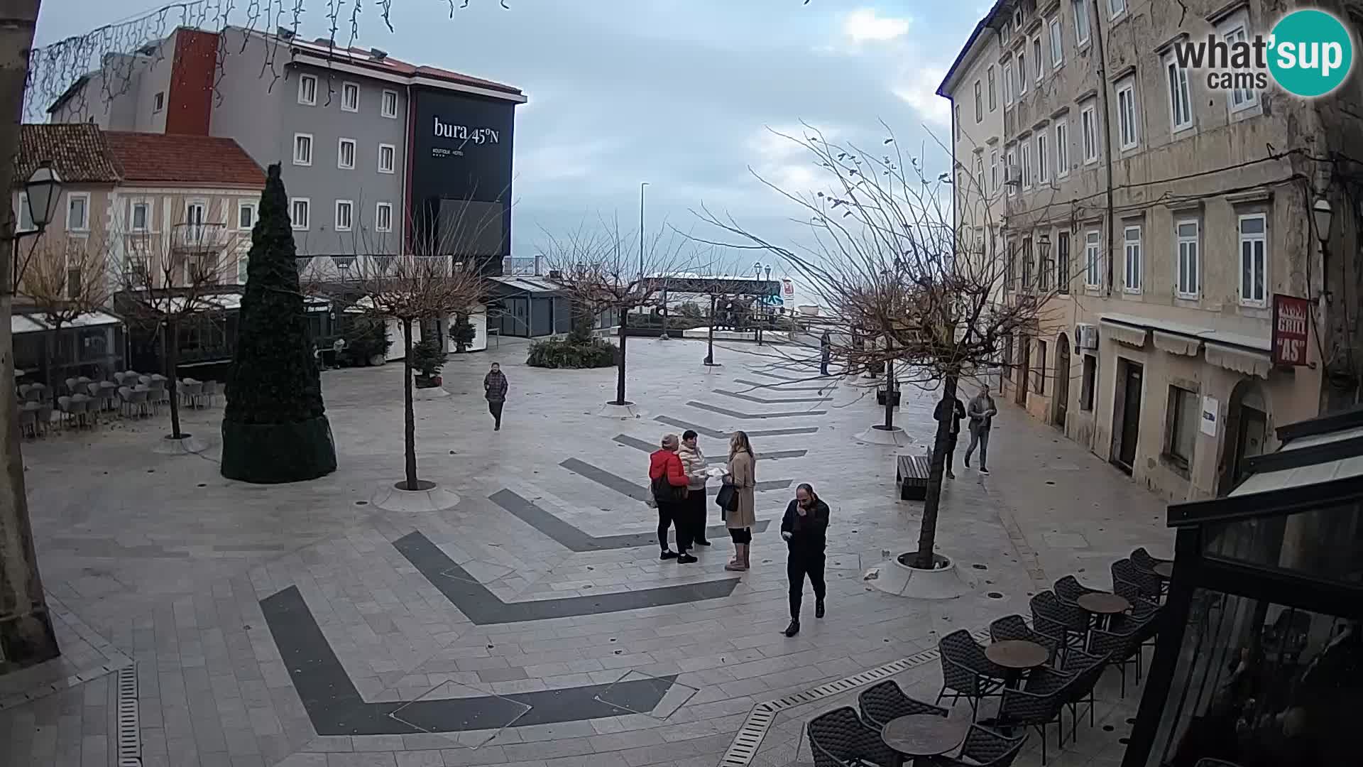 Zentrum der Stadt Senj – Pavlin platz – Live Cam Dalmatia