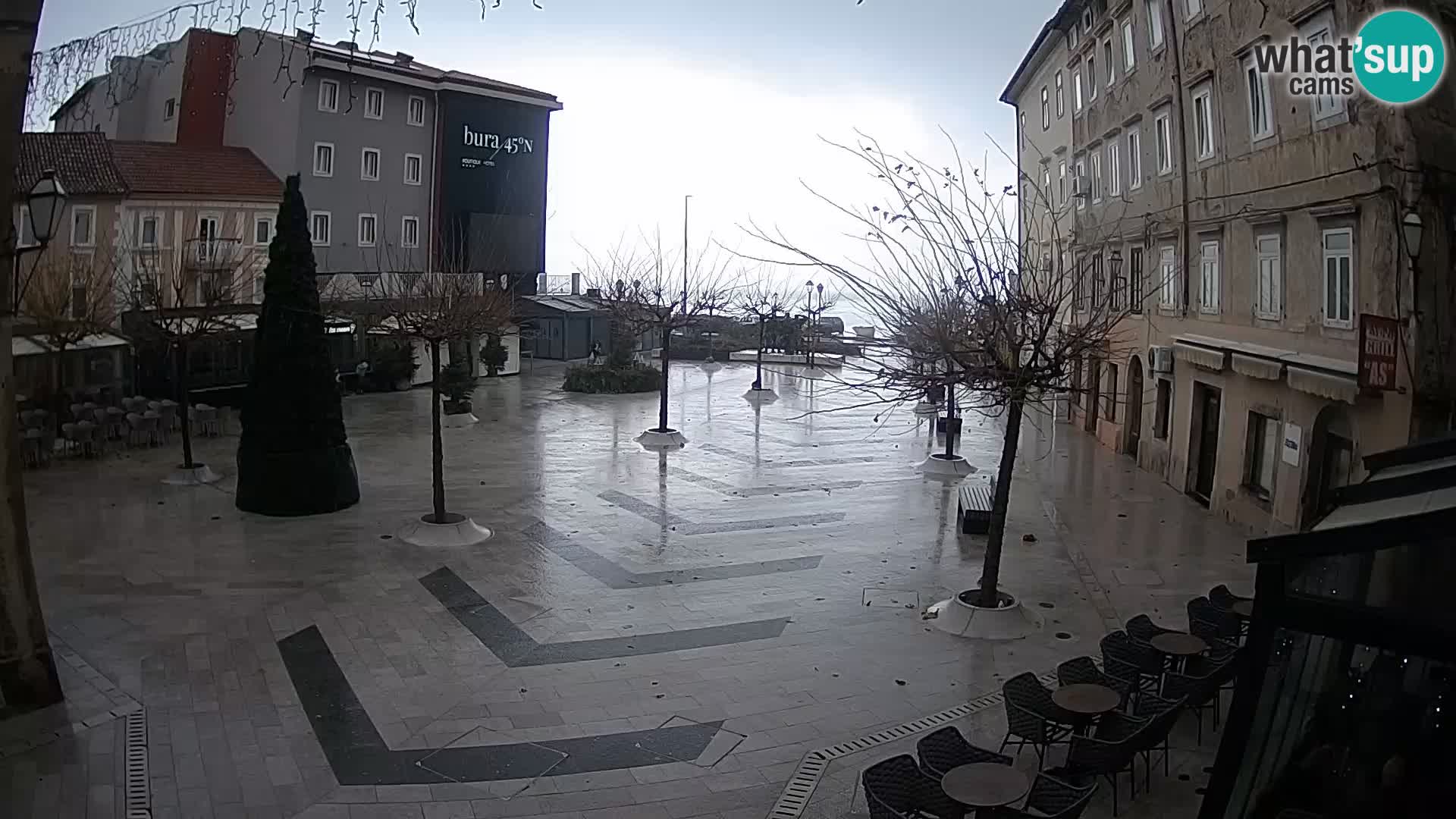 Center of Senj city – Pavlin square – Live Cam Dalmatia