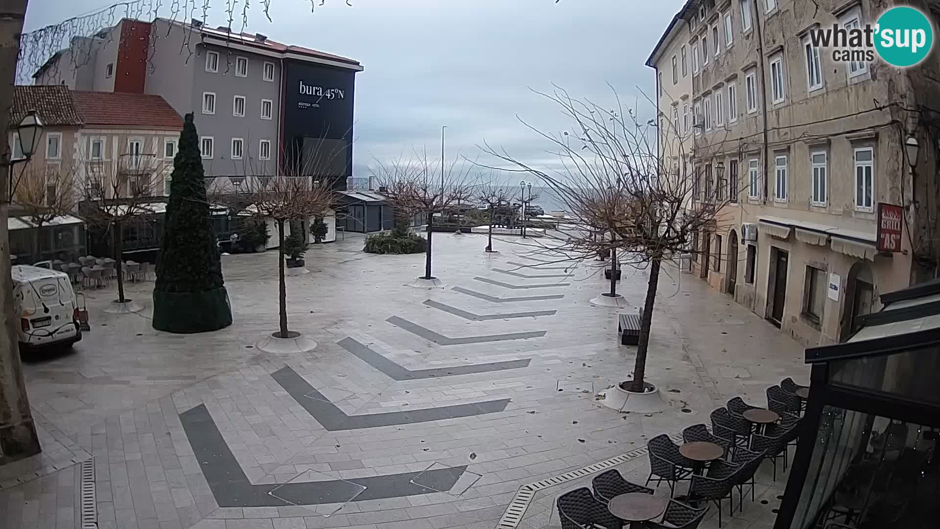 Centre de la ville de Senj – Place Pavlin – Live Cam Dalmatie