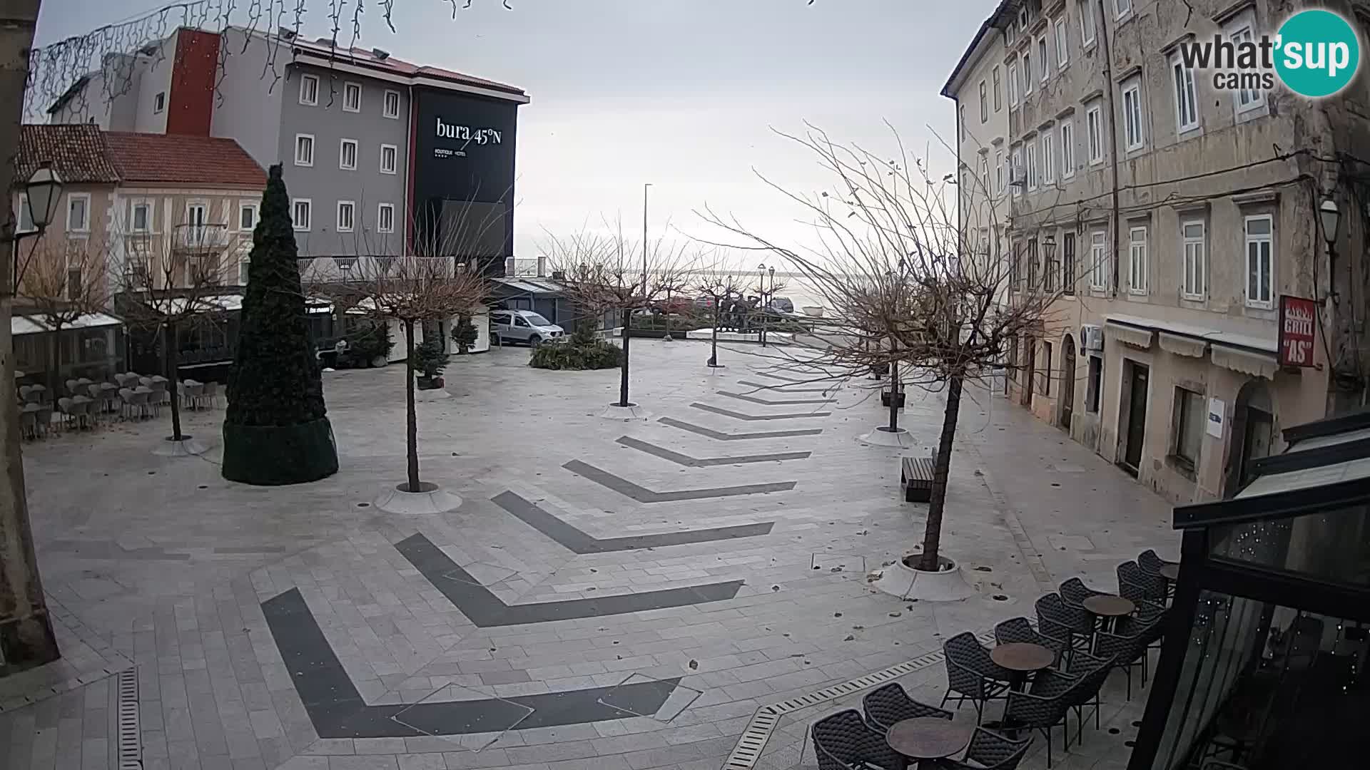 Center of Senj city – Pavlin square – Live Cam Dalmatia