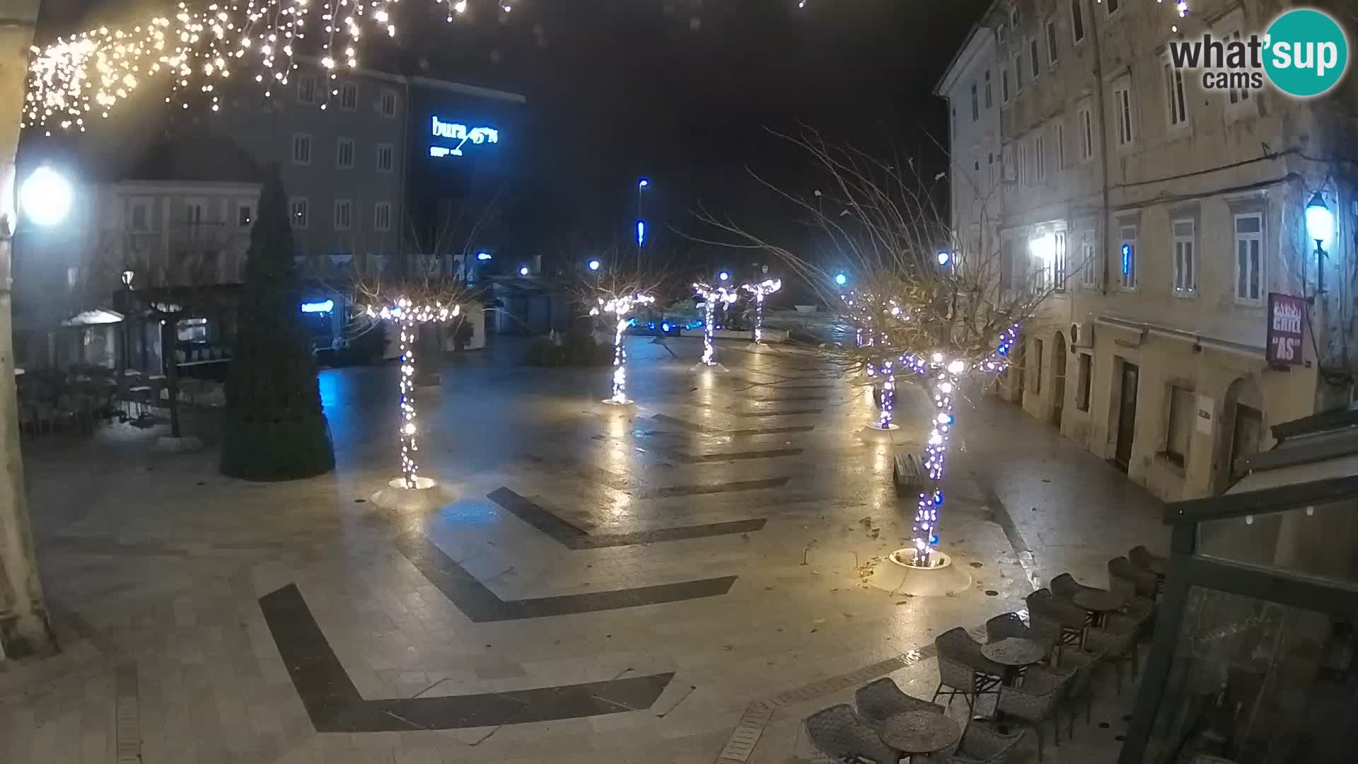 Zentrum der Stadt Senj – Pavlin platz – Live Cam Dalmatia