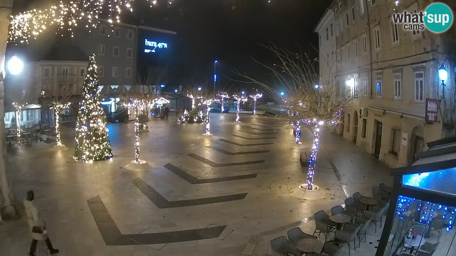 Zentrum der Stadt Senj – Pavlin platz – Live Cam Dalmatia