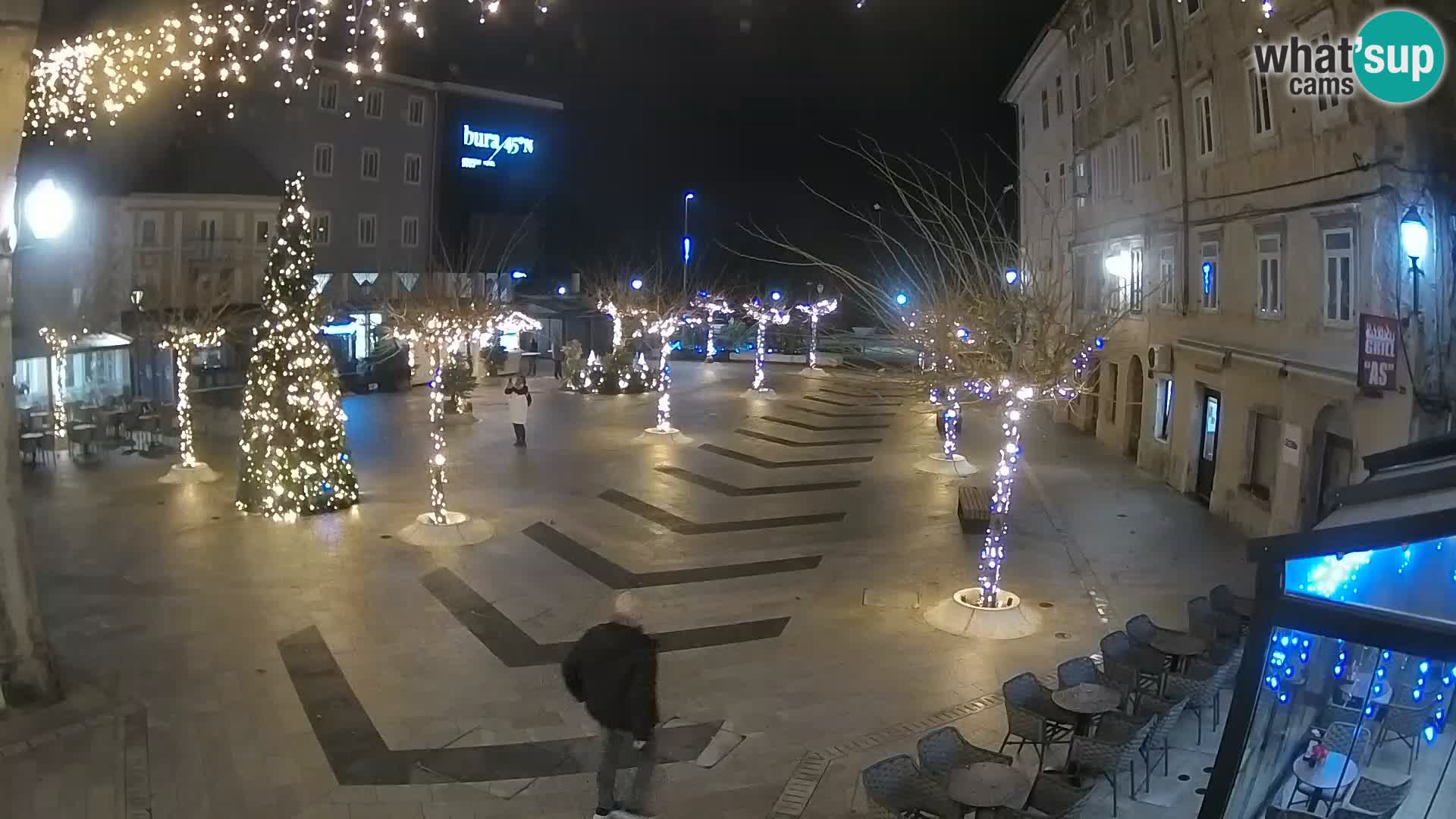 Zentrum der Stadt Senj – Pavlin platz – Live Cam Dalmatia