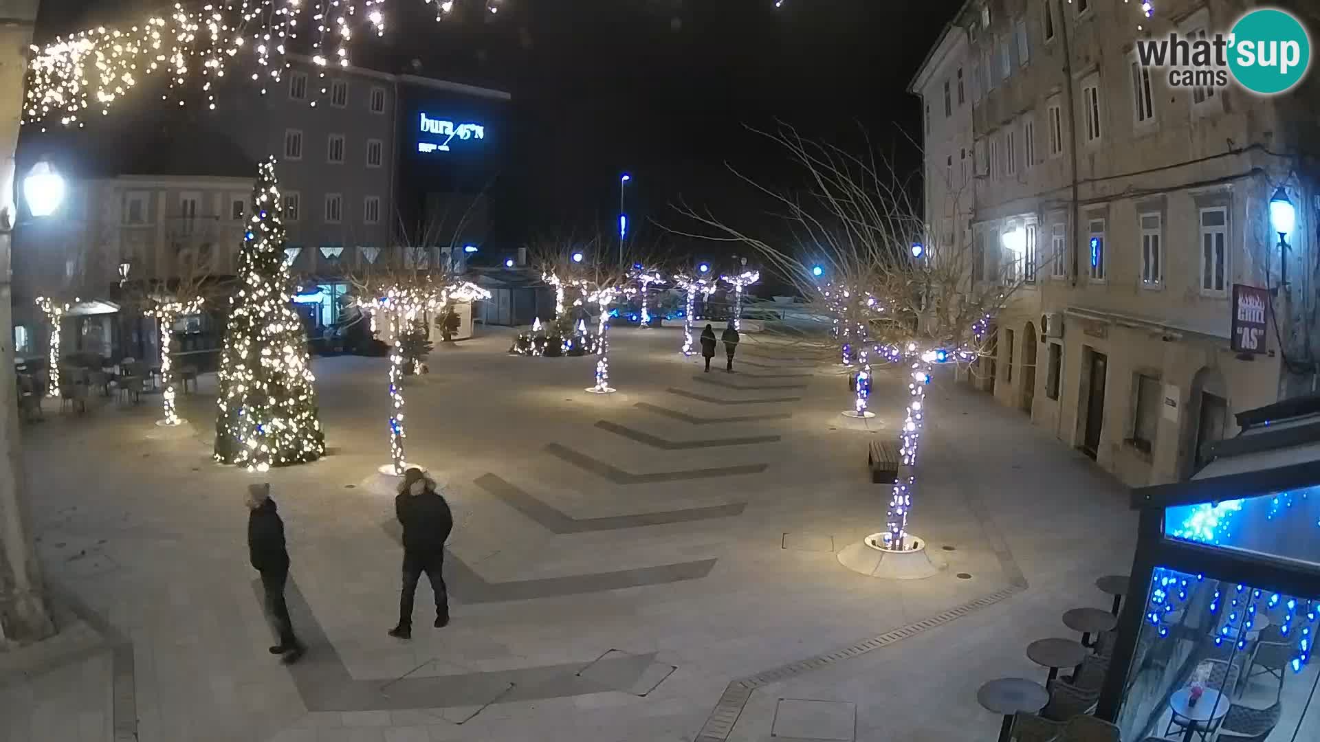 Zentrum der Stadt Senj – Pavlin platz – Live Cam Dalmatia