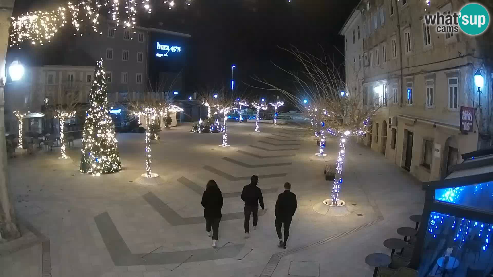 Zentrum der Stadt Senj – Pavlin platz – Live Cam Dalmatia