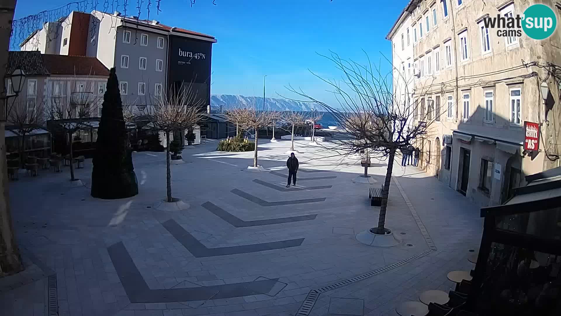 Centro de la ciudad de Senj – plaza Pavlin – Live Cam Dalmacia