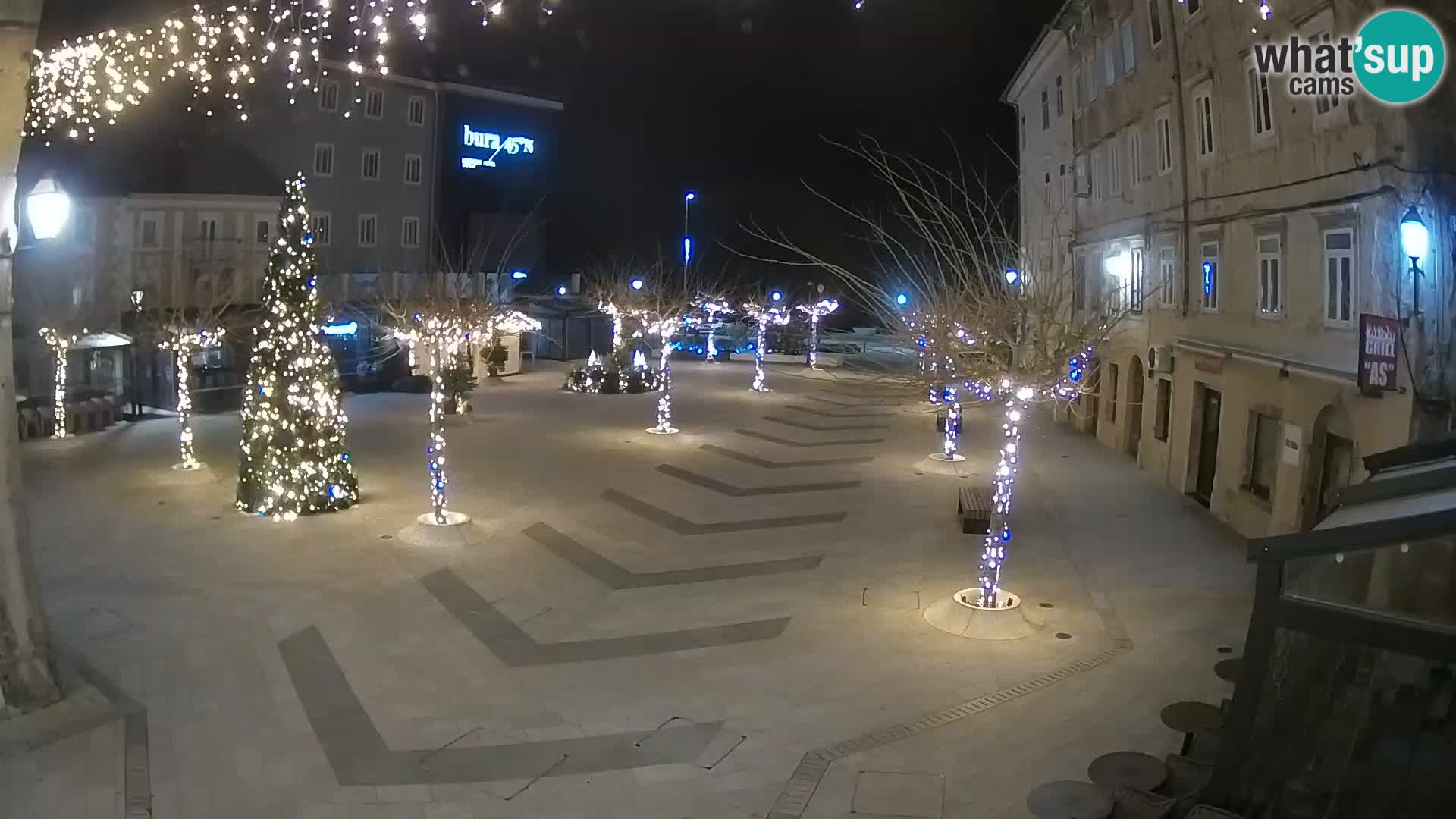 Centro de la ciudad de Senj – plaza Pavlin – Live Cam Dalmacia