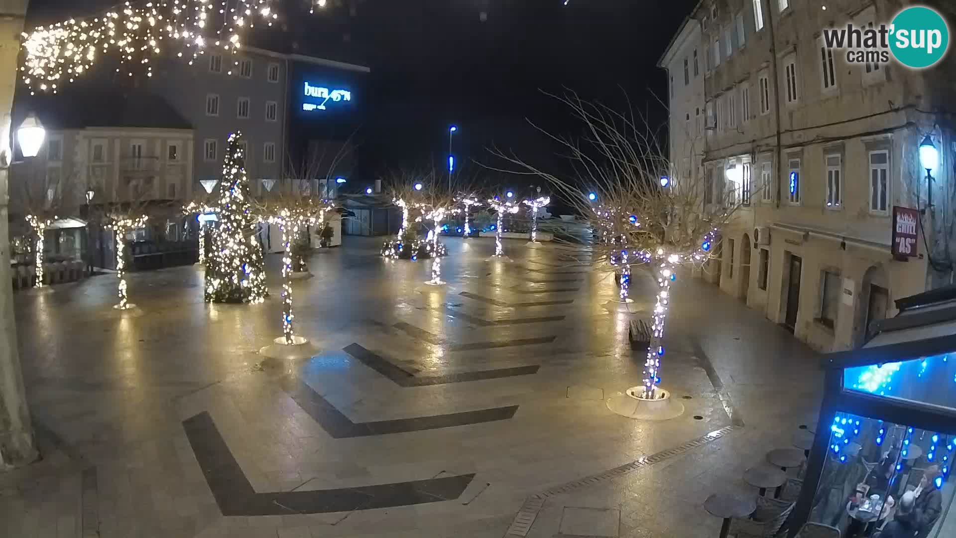 Zentrum der Stadt Senj – Pavlin platz – Live Cam Dalmatia