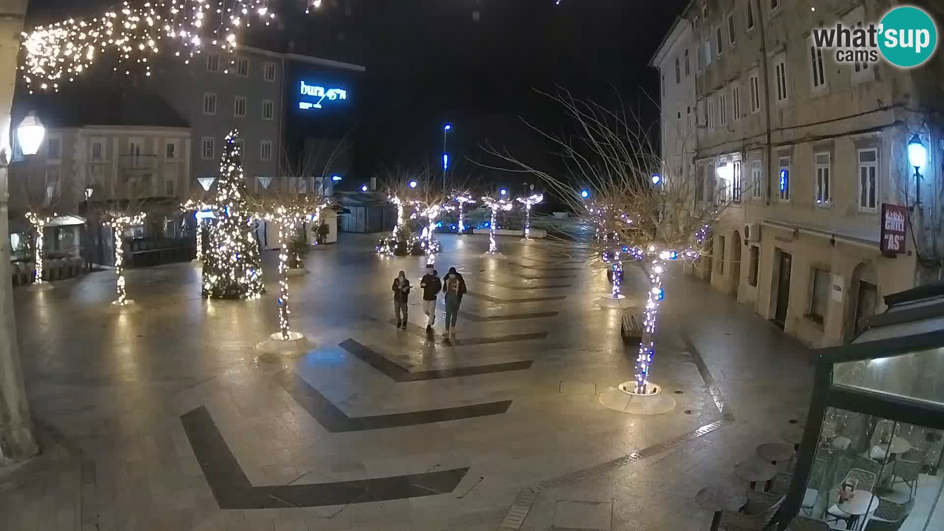 Zentrum der Stadt Senj – Pavlin platz – Live Cam Dalmatia