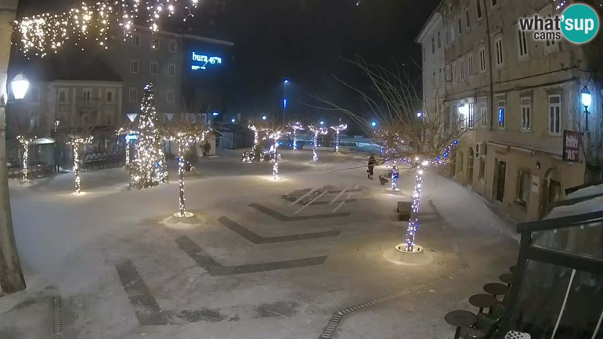 Center mesta Senj – Pavlinski trg – spletne kamere Dalmacija