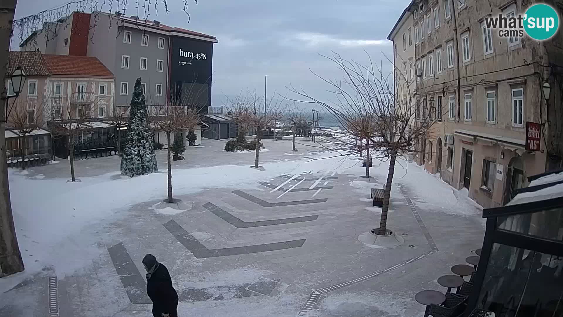 Center of Senj city – Pavlin square – Live Cam Dalmatia