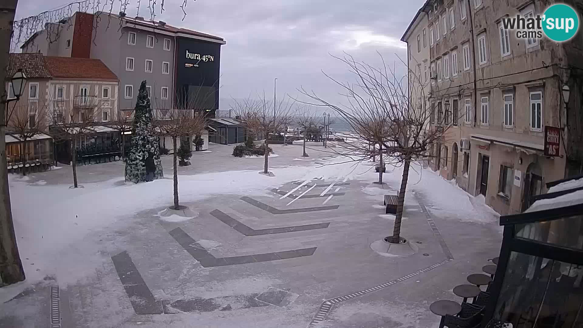 Center of Senj city – Pavlin square – Live Cam Dalmatia