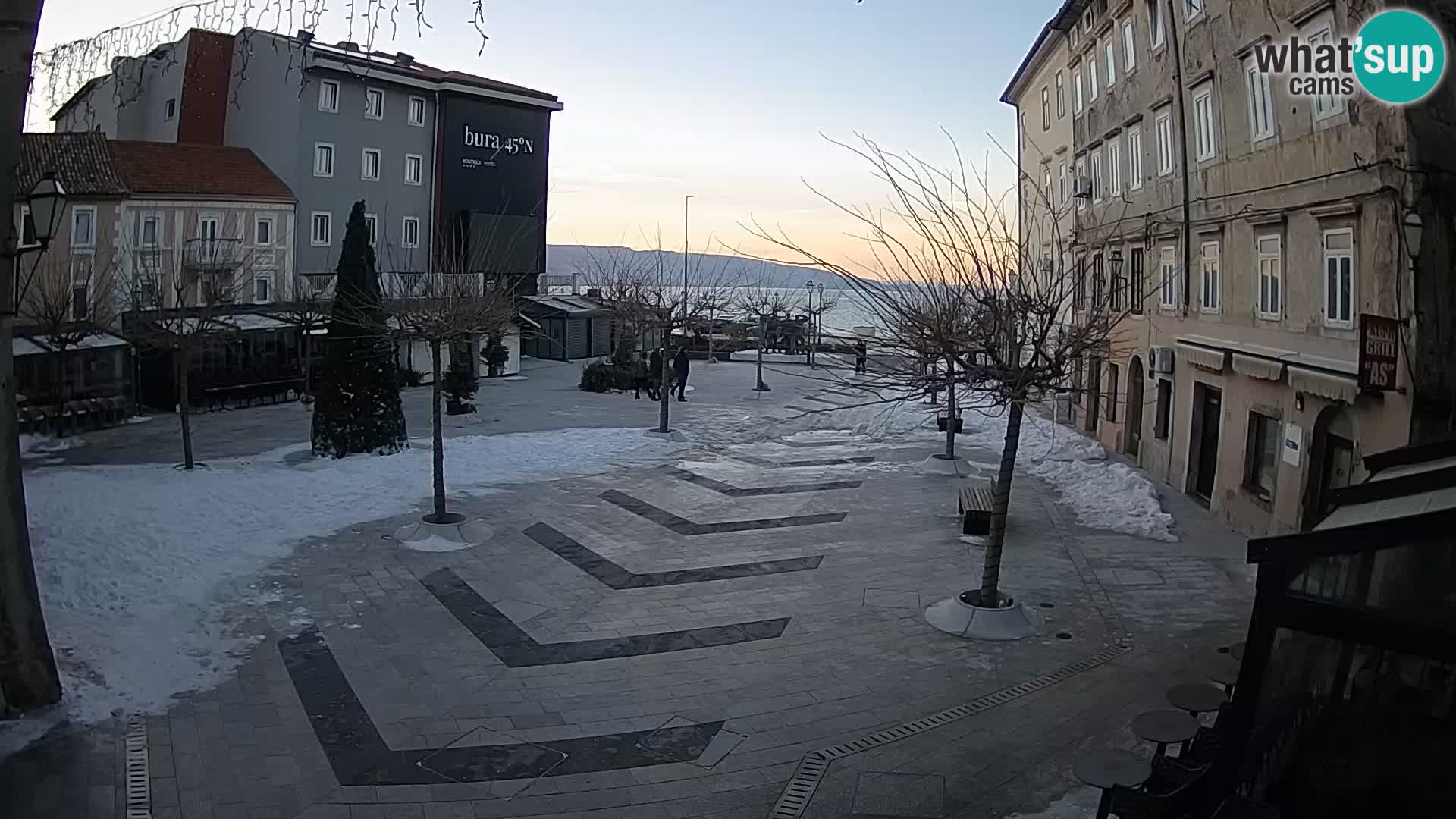 Center of Senj city – Pavlin square – Live Cam Dalmatia