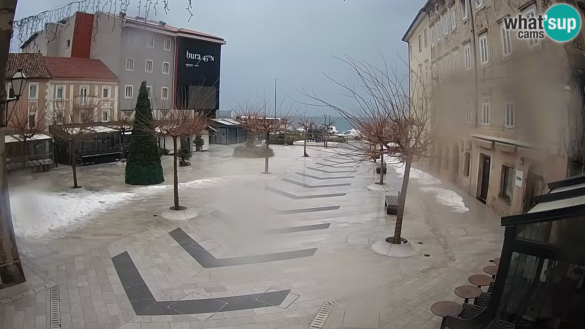 Center of Senj city – Pavlin square – Live Cam Dalmatia