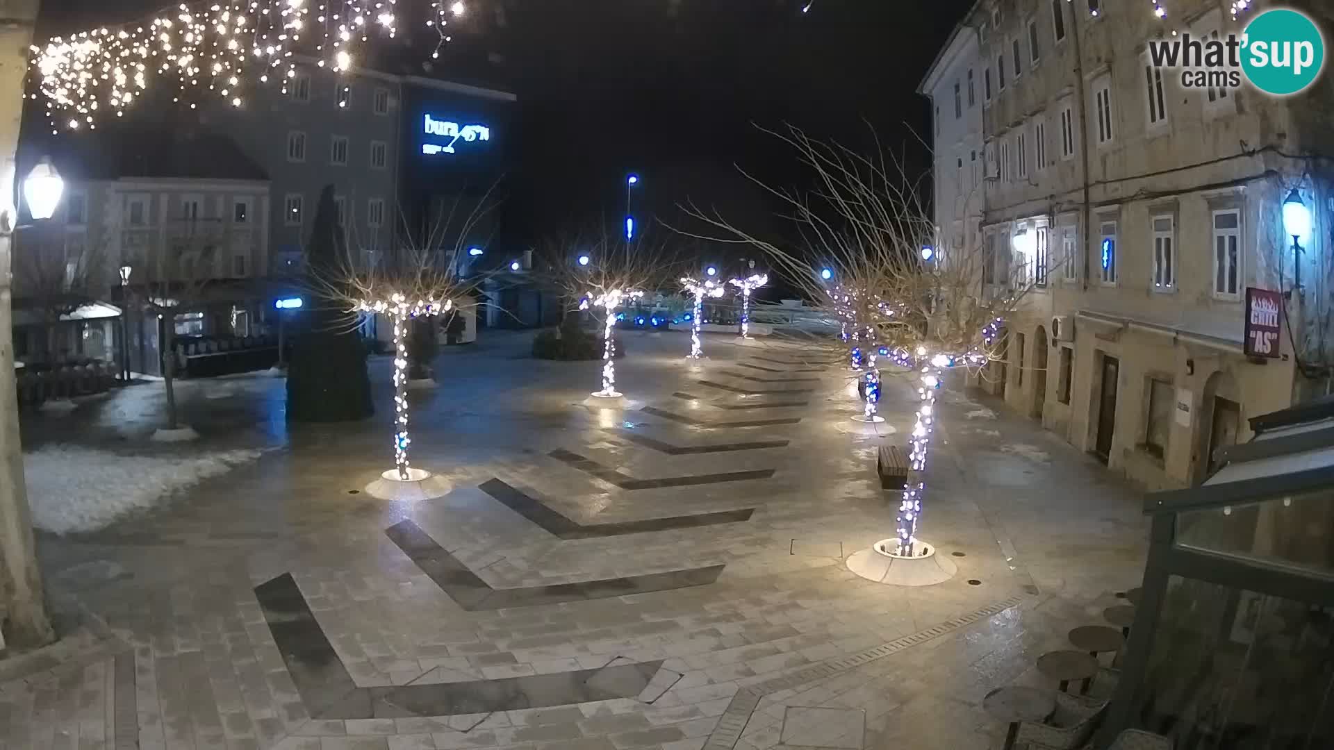 Zentrum der Stadt Senj – Pavlin platz – Live Cam Dalmatia