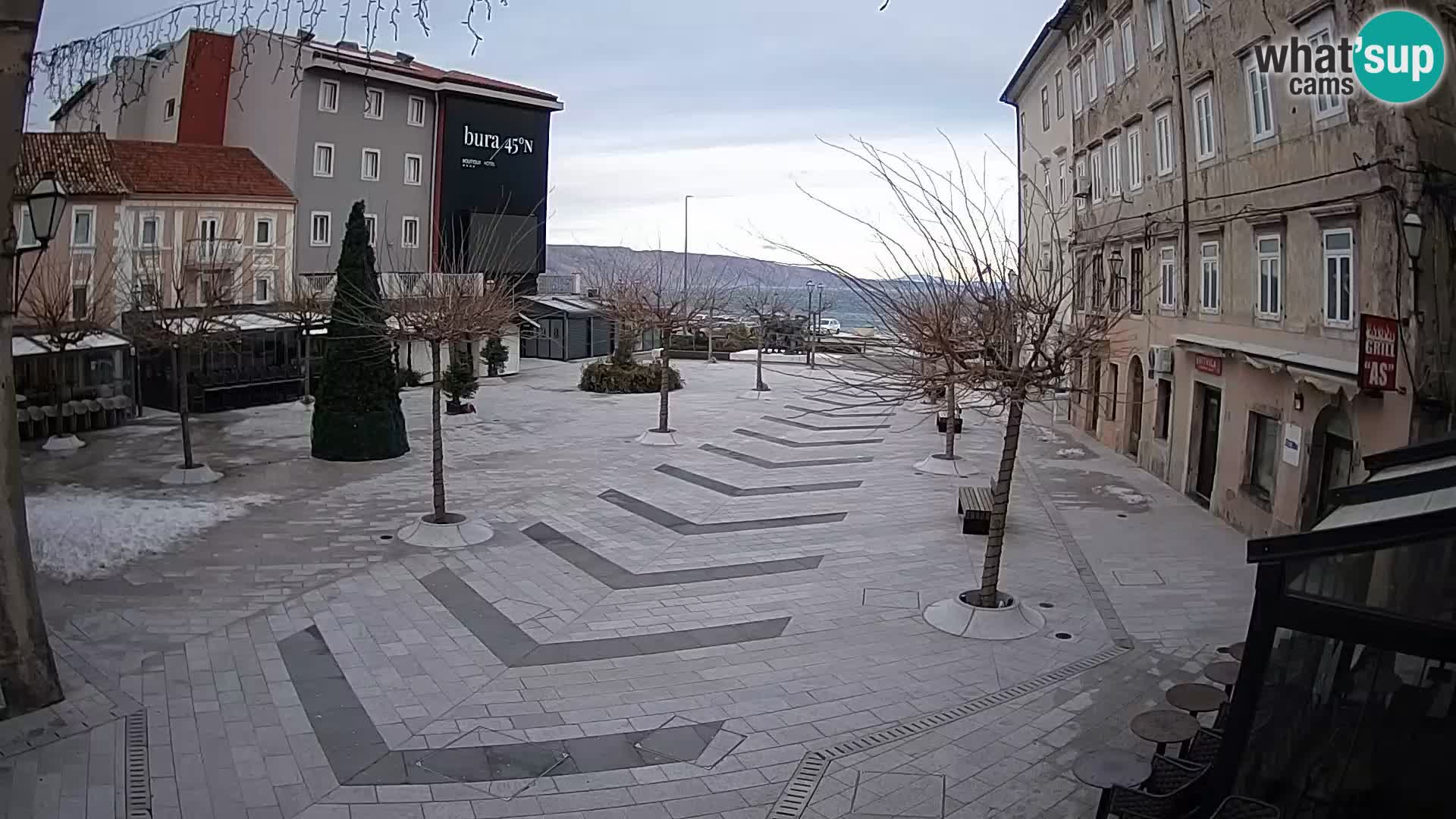 Centro de la ciudad de Senj – plaza Pavlin – Live Cam Dalmacia