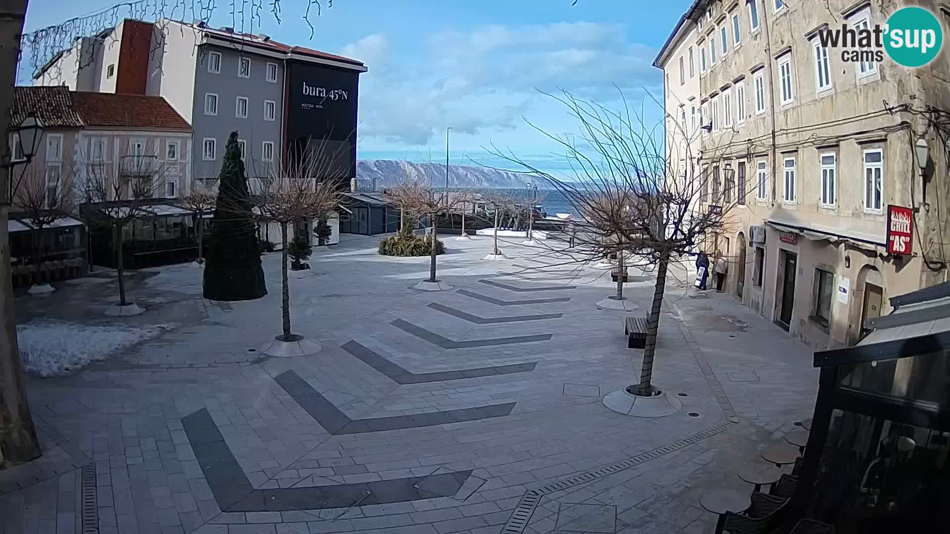 Center of Senj city – Pavlin square – Live Cam Dalmatia