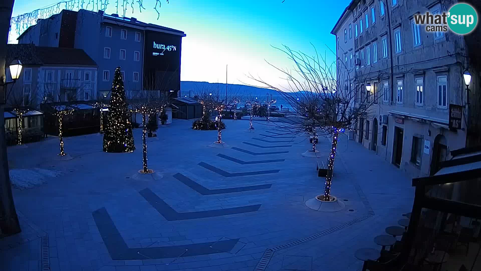 Centro de la ciudad de Senj – plaza Pavlin – Live Cam Dalmacia