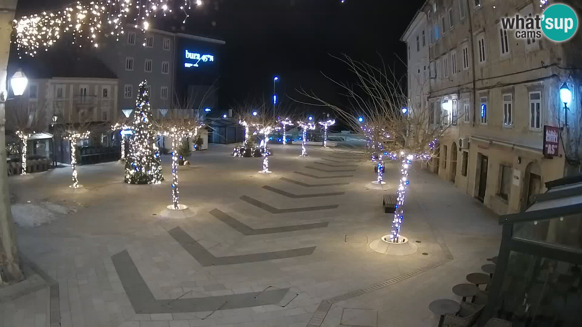 Centro de la ciudad de Senj – plaza Pavlin – Live Cam Dalmacia