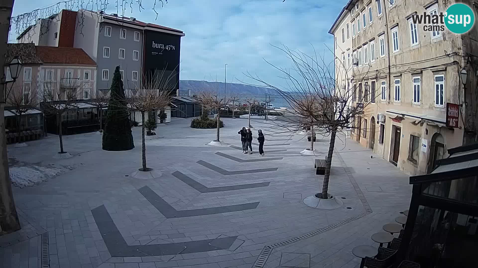 Center mesta Senj – Pavlinski trg – spletne kamere Dalmacija