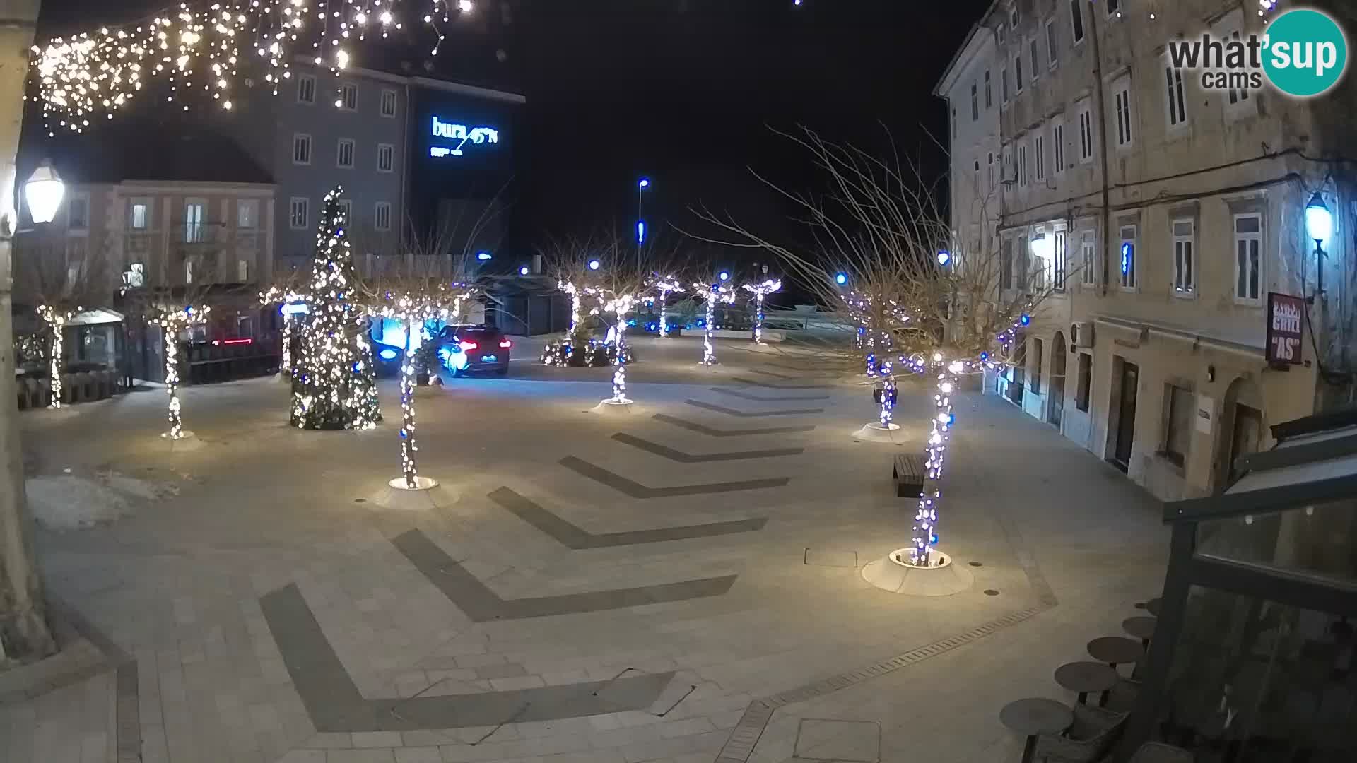 Zentrum der Stadt Senj – Pavlin platz – Live Cam Dalmatia